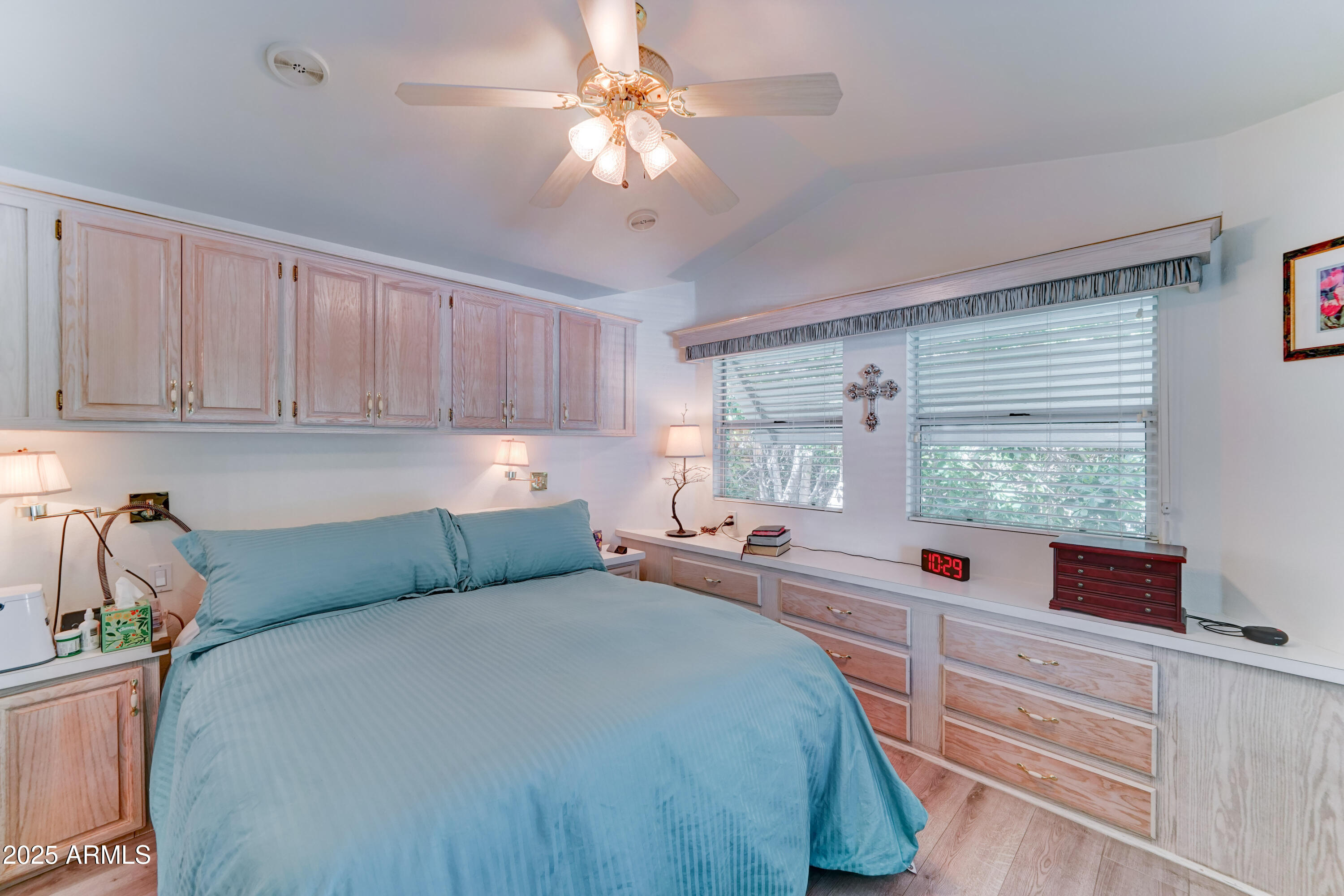 111 S GREENFIELD Road, 670