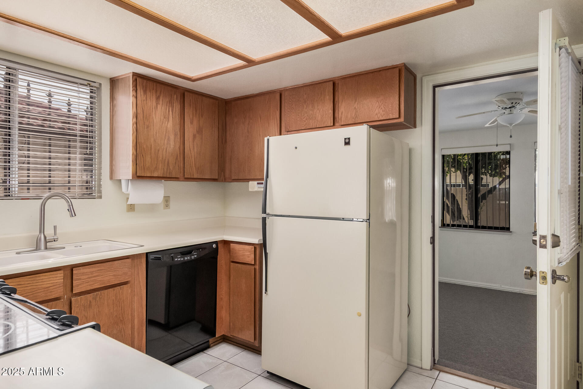 542 S HIGLEY Road, 26