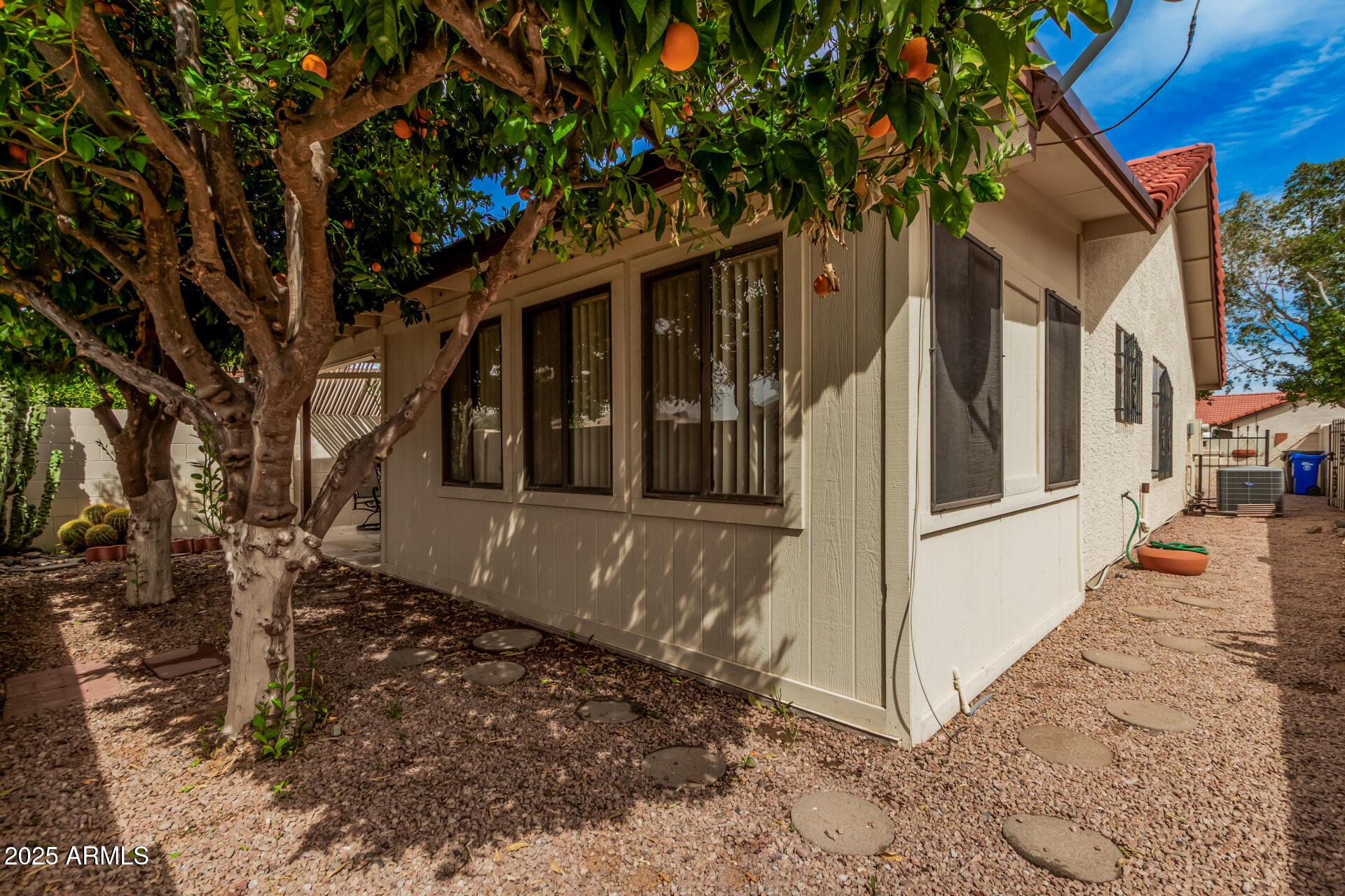 542 S HIGLEY Road, 26