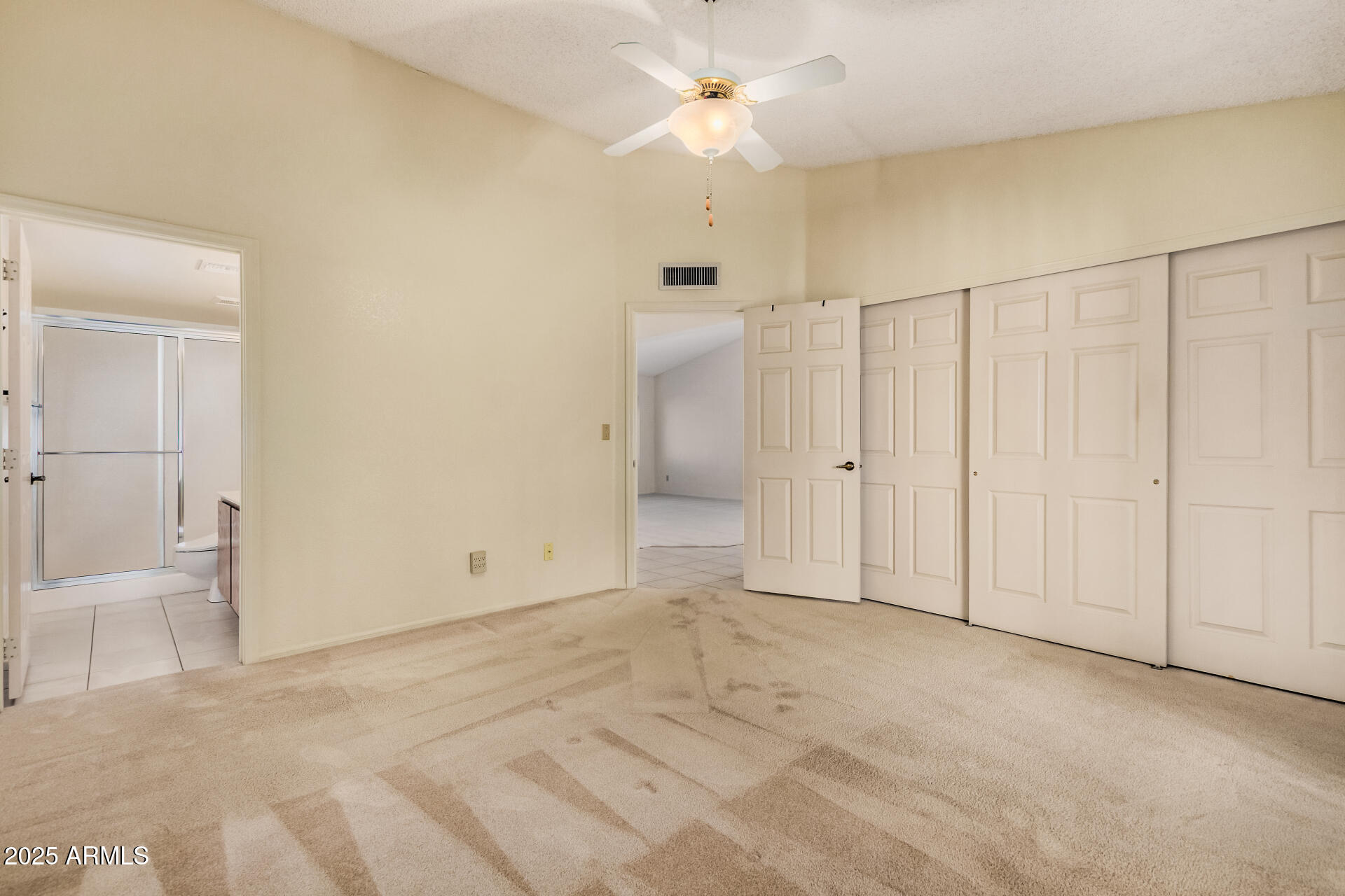 542 S HIGLEY Road, 26