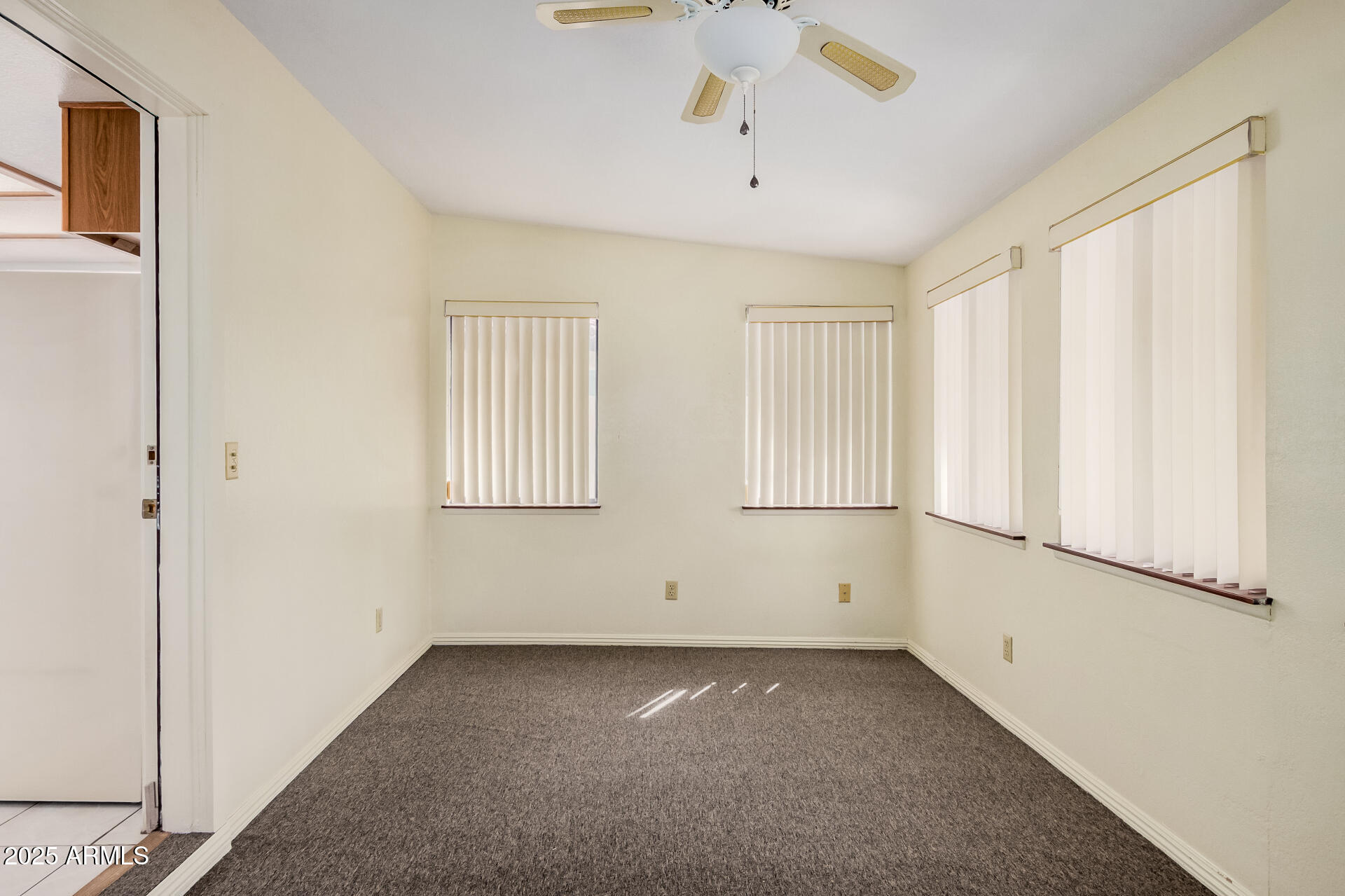 542 S HIGLEY Road, 26