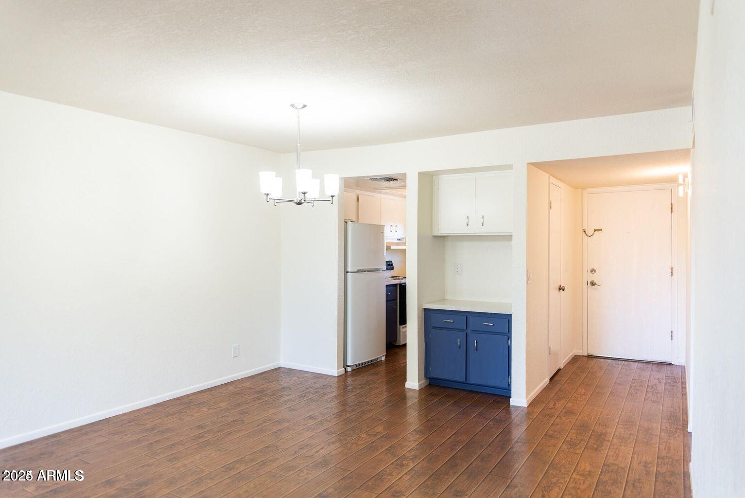 4050 E cactus Road, 208