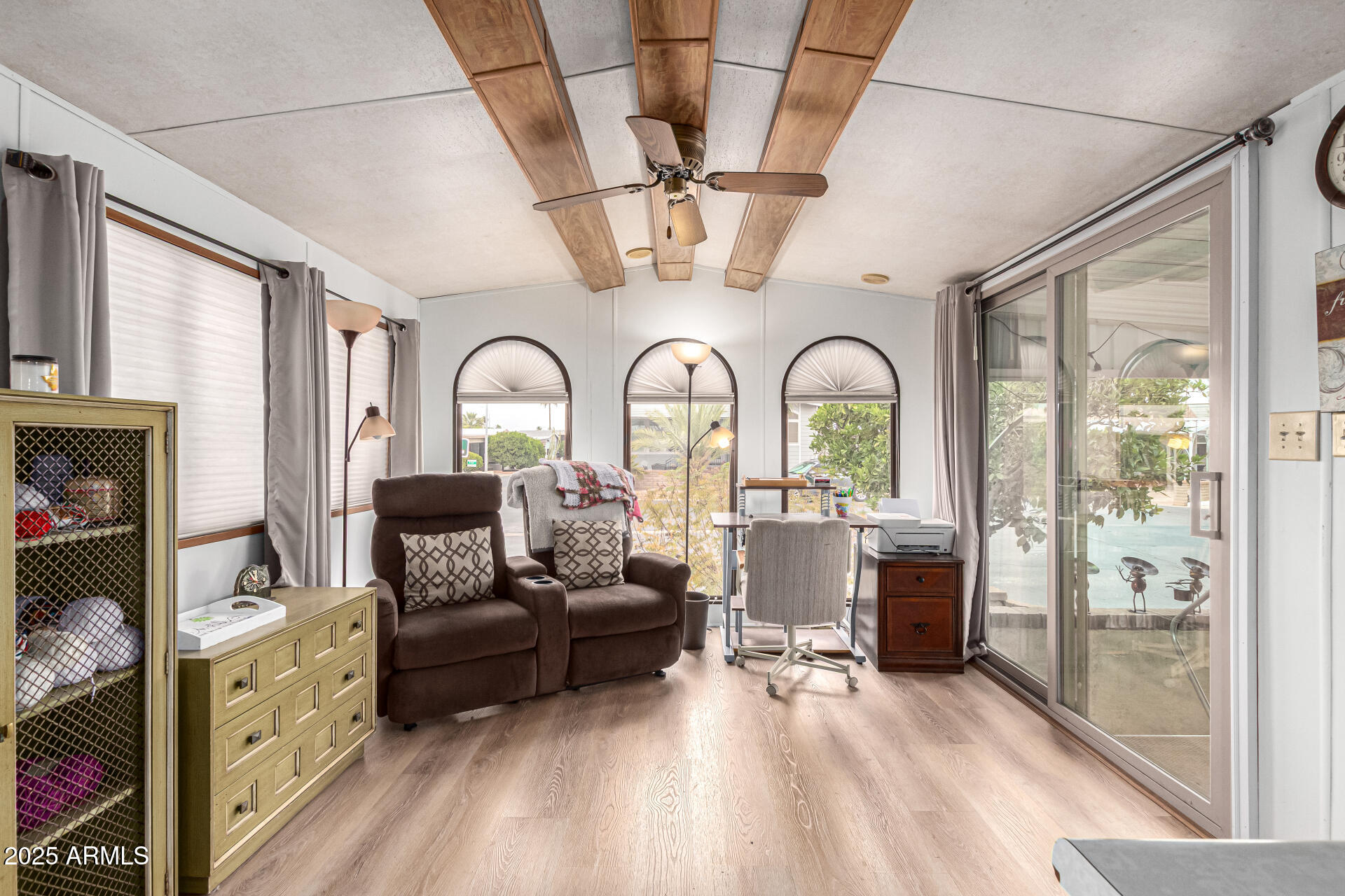 111 S GREENFIELD Road 119