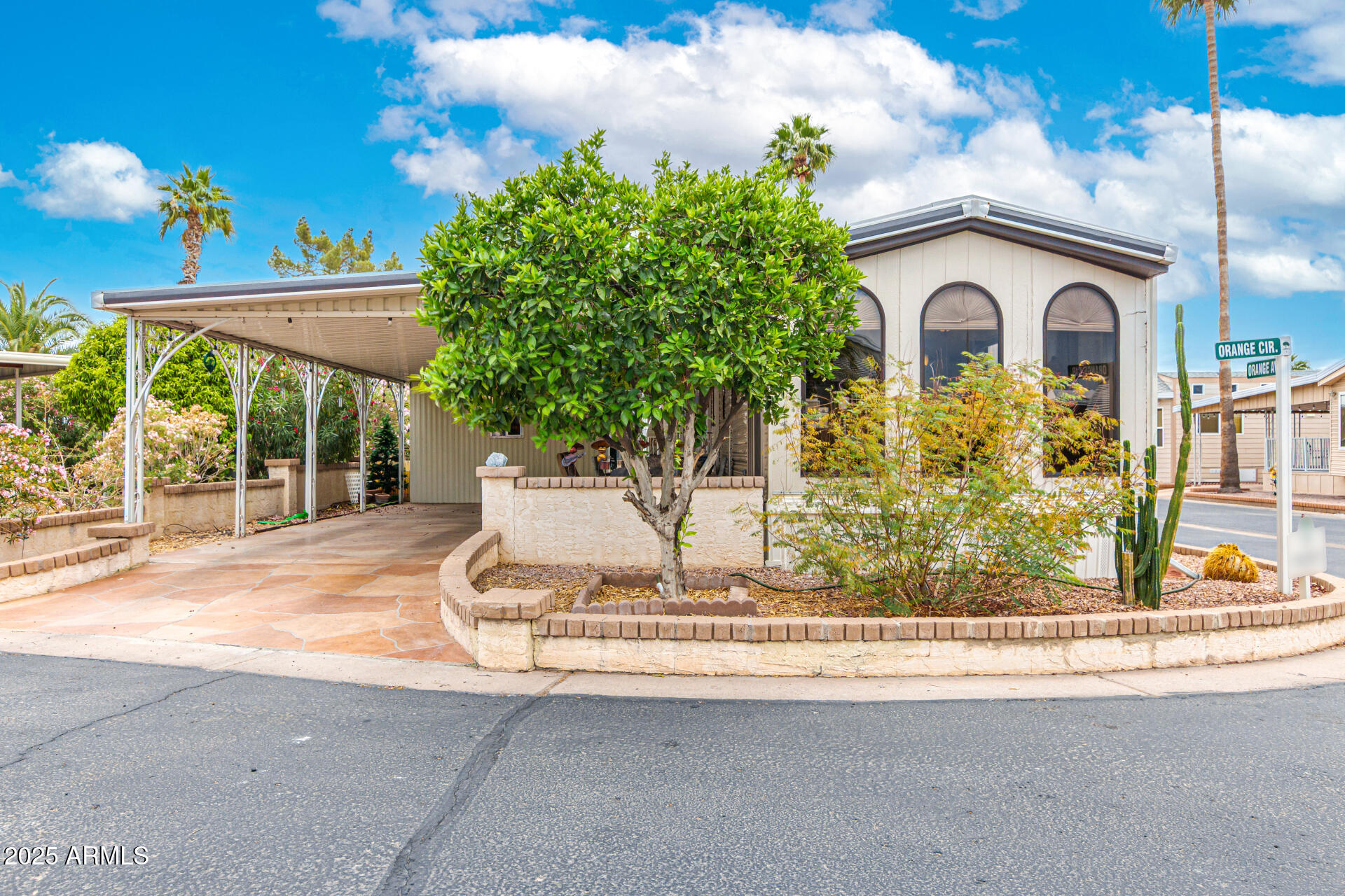 111 S GREENFIELD Road 119