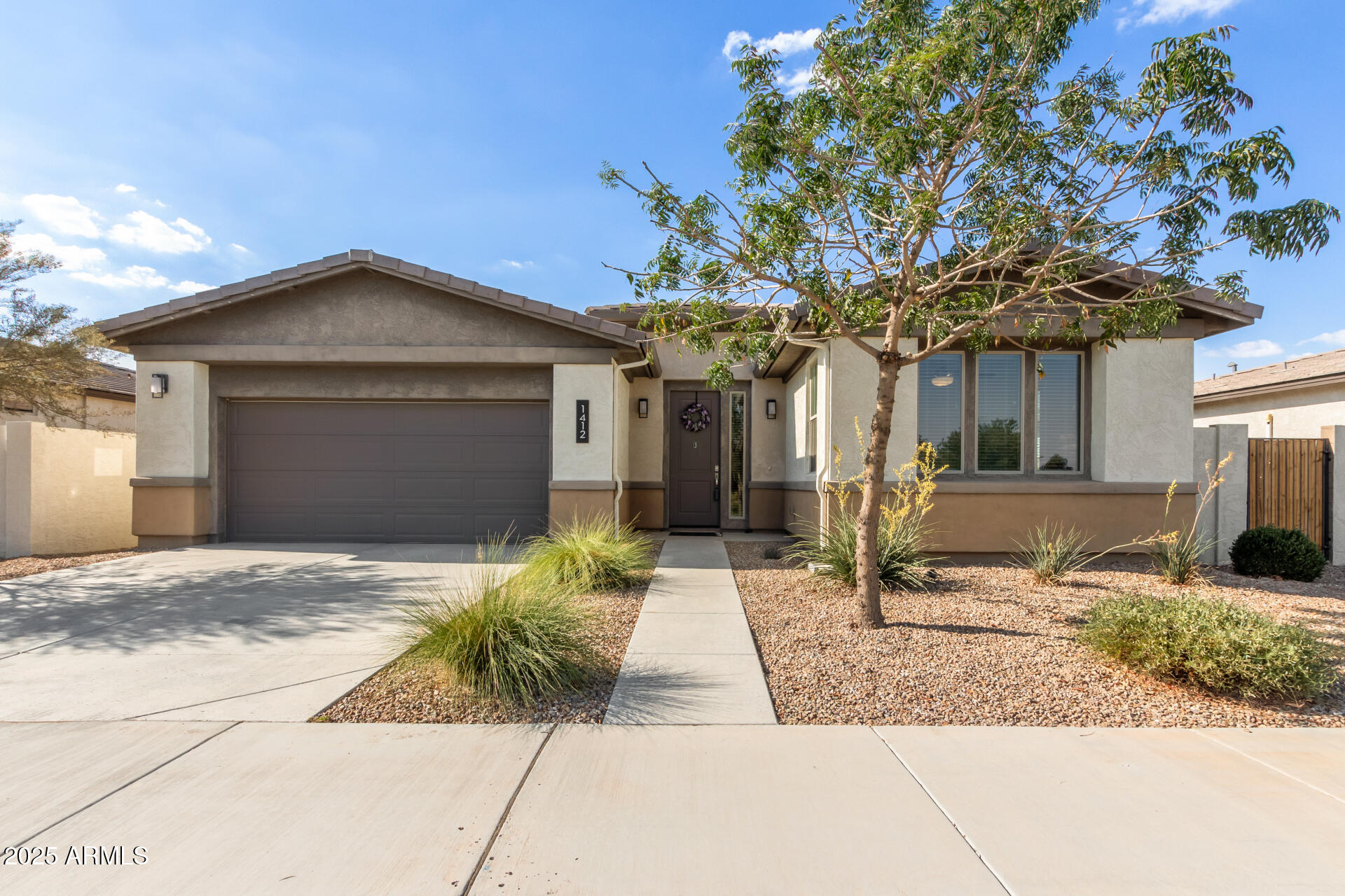 1412 W SONOQUI Boulevard