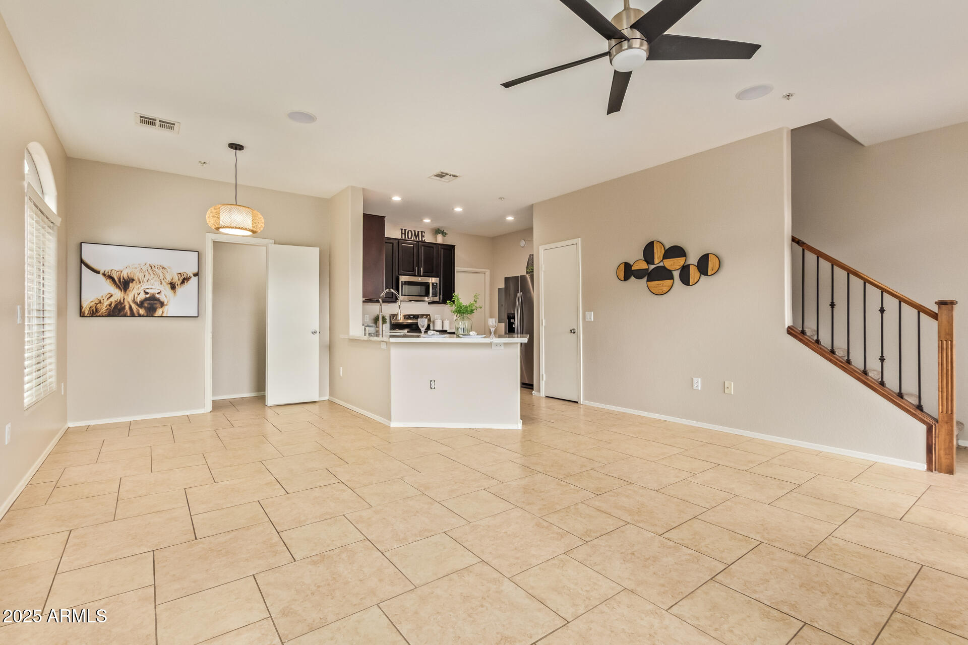 1350 S GREENFIELD Road 1044