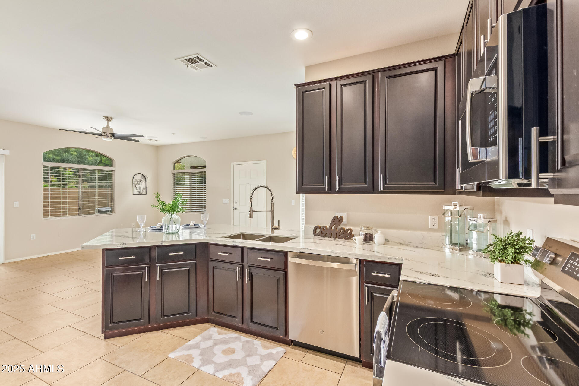 1350 S GREENFIELD Road 1044