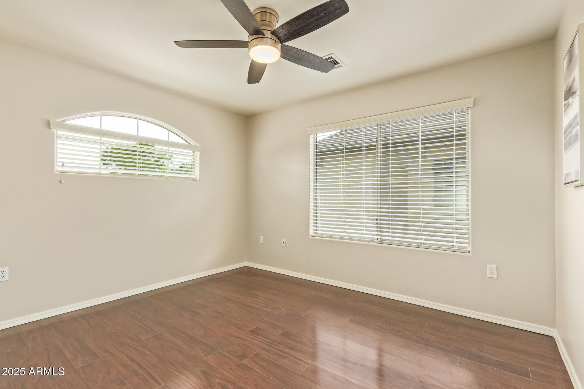 1350 S GREENFIELD Road 1044