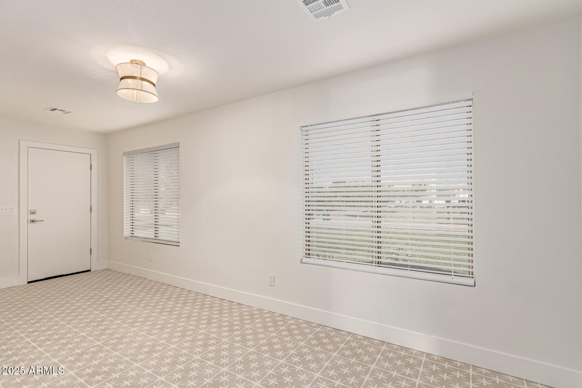 19119 E SUNNYDALE Drive