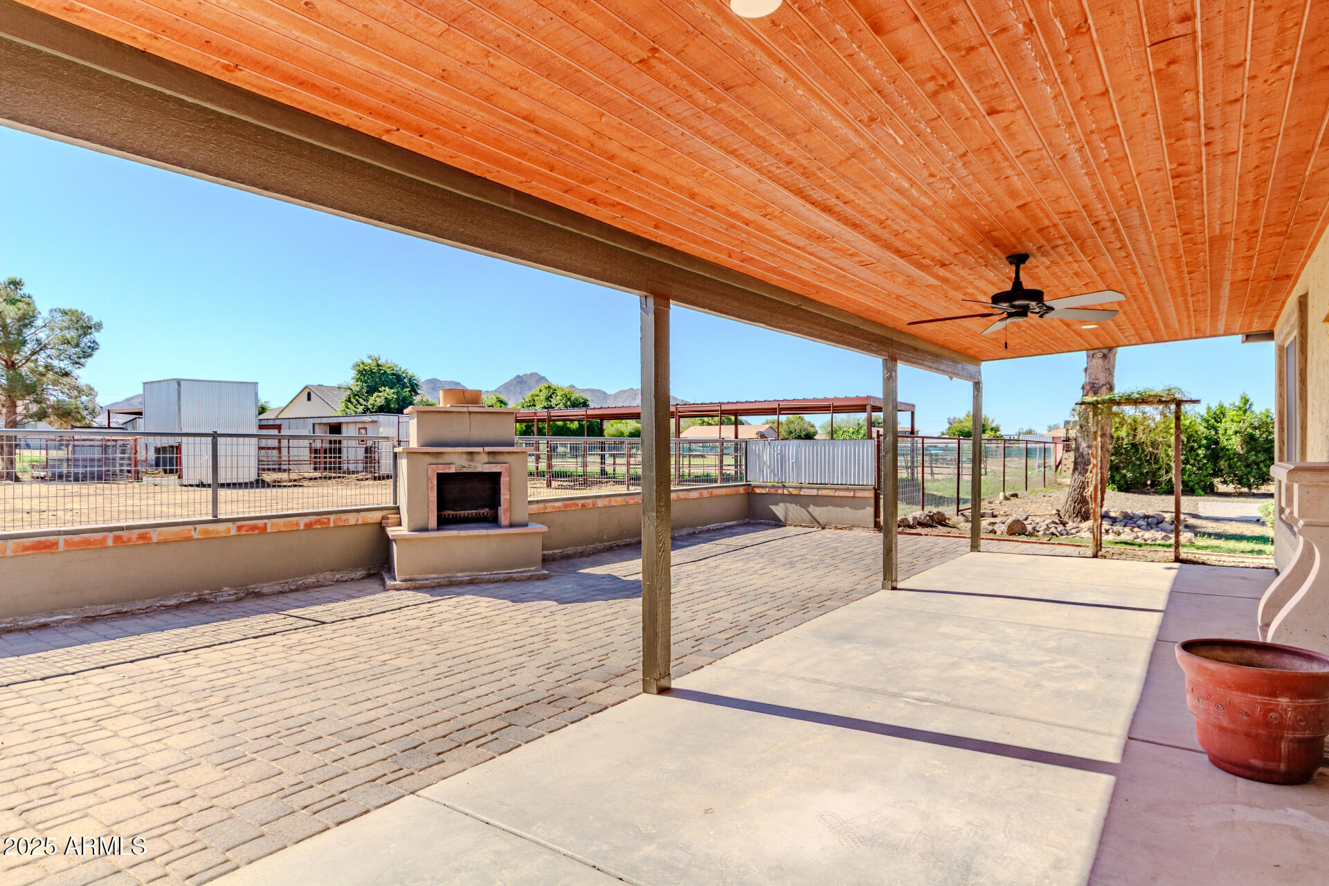 19119 E SUNNYDALE Drive