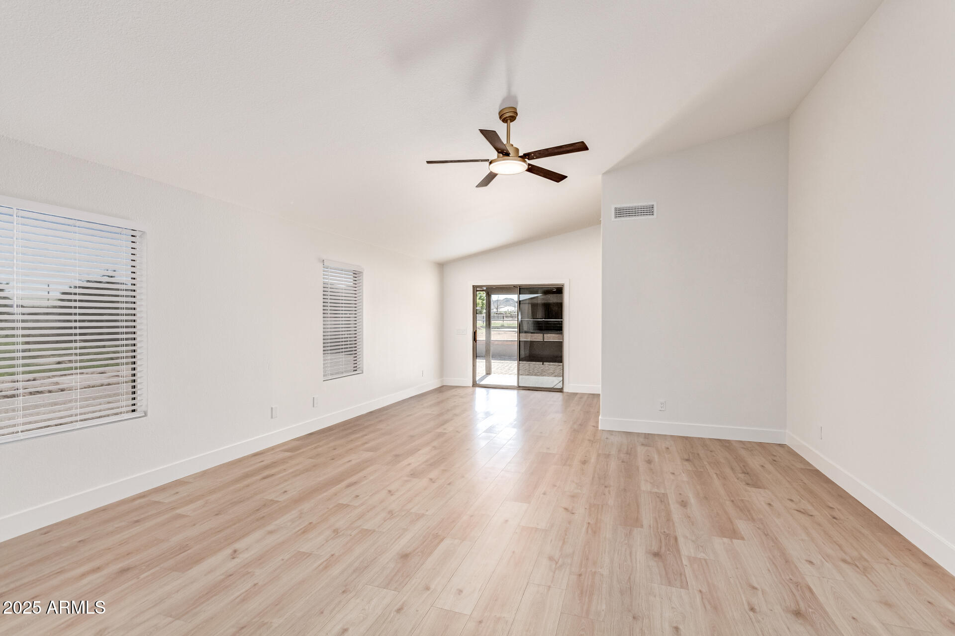 19119 E SUNNYDALE Drive