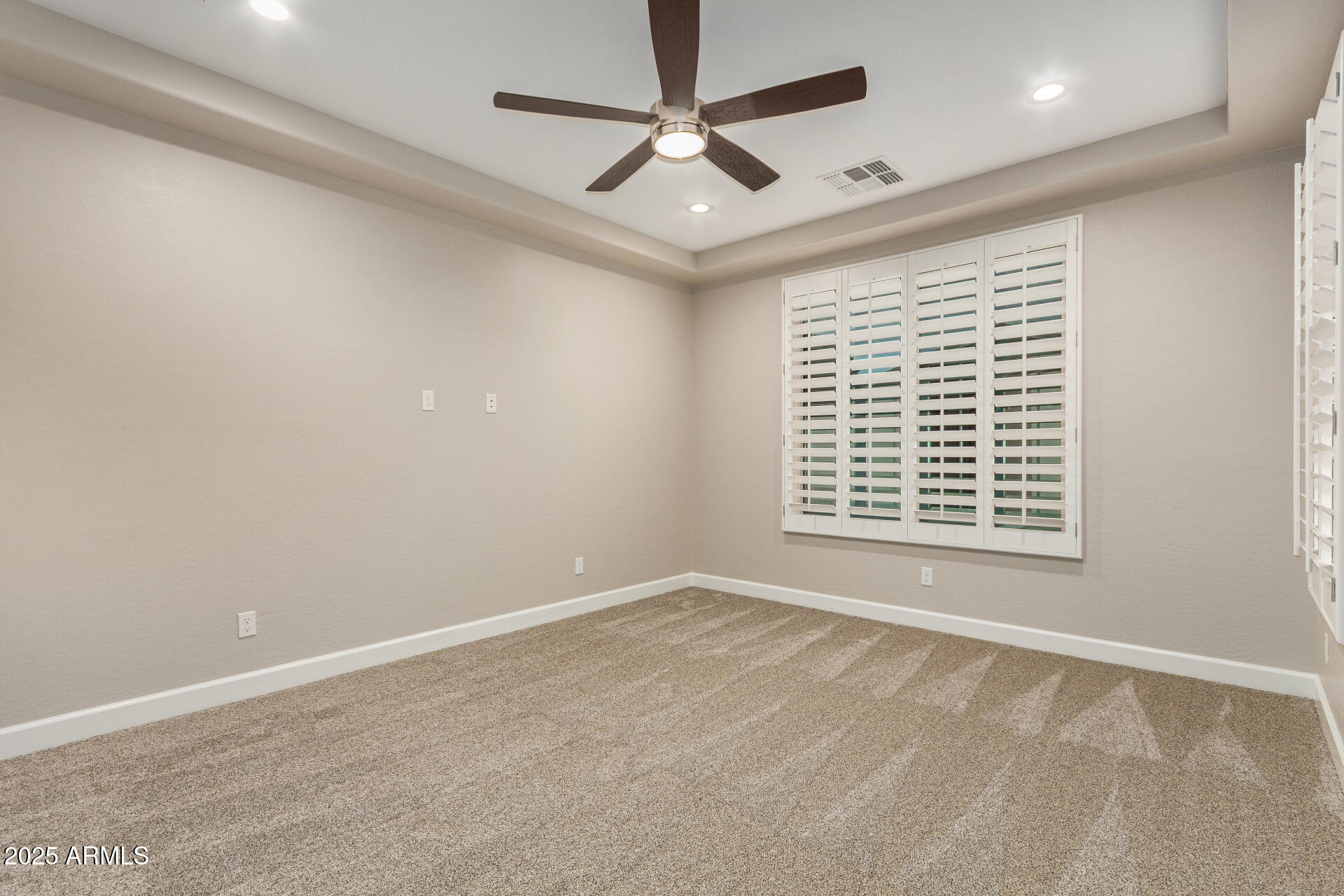 4312 E RAWHIDE Street