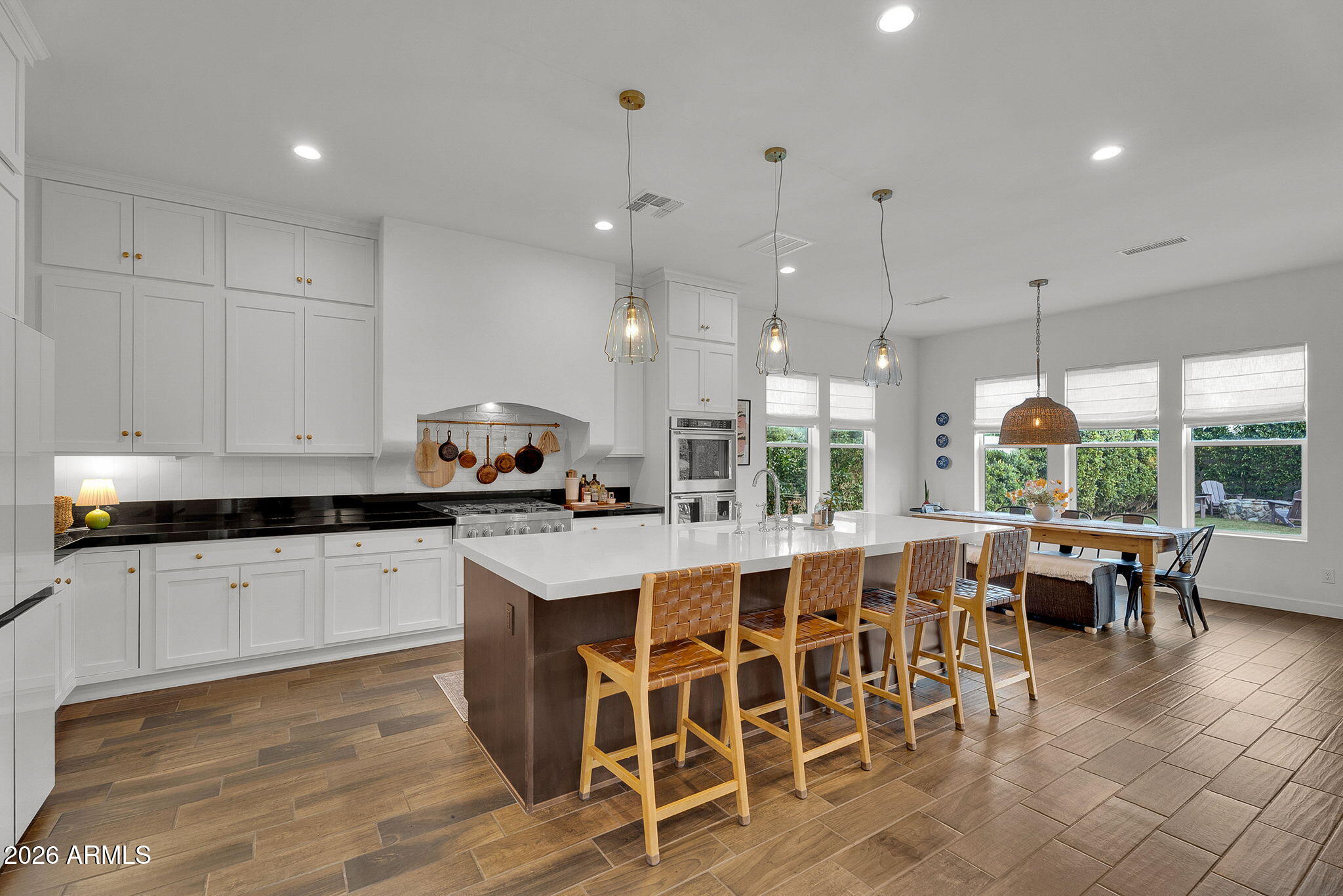 21961 E VIA DE ARBOLES Street