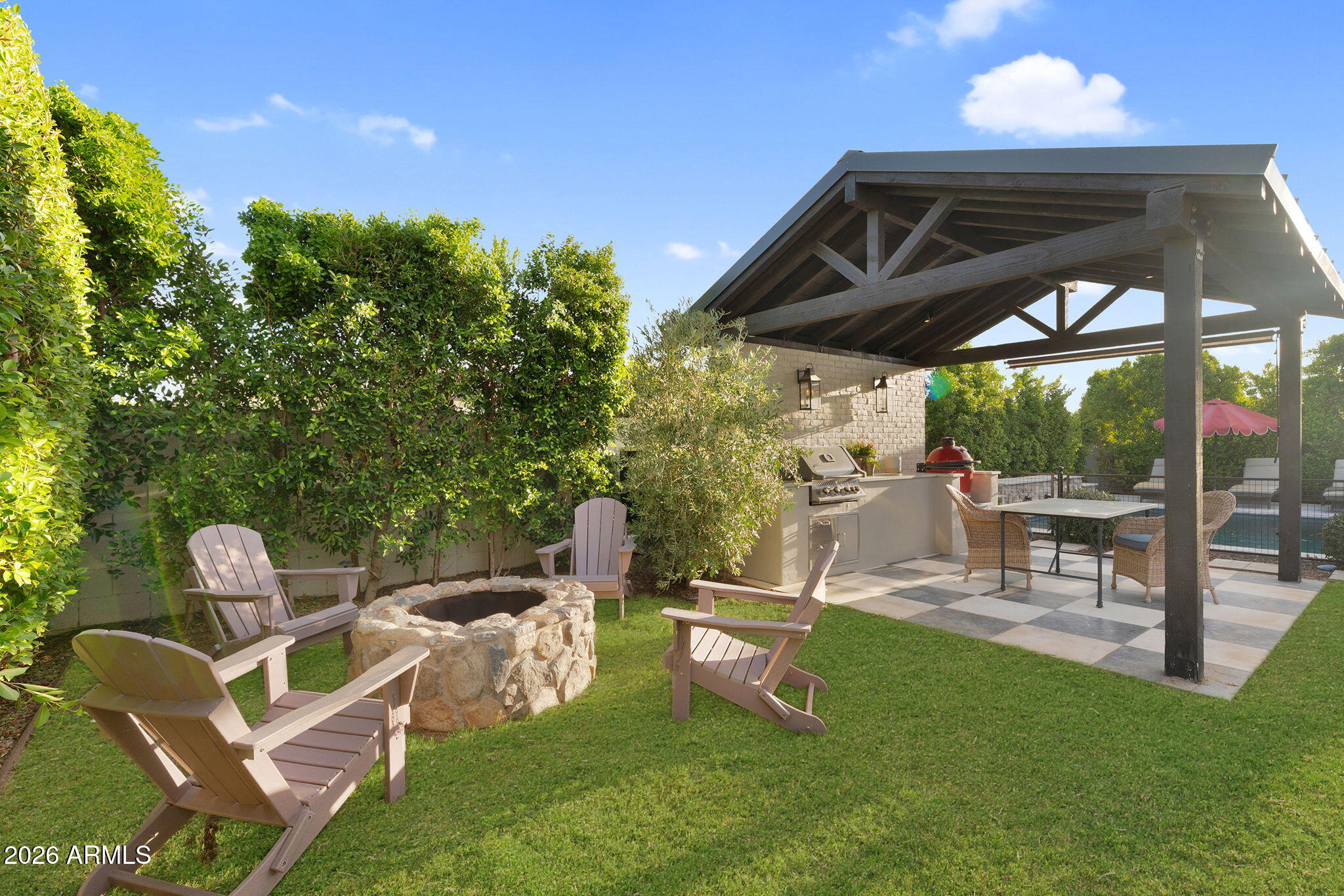 21961 E VIA DE ARBOLES Street