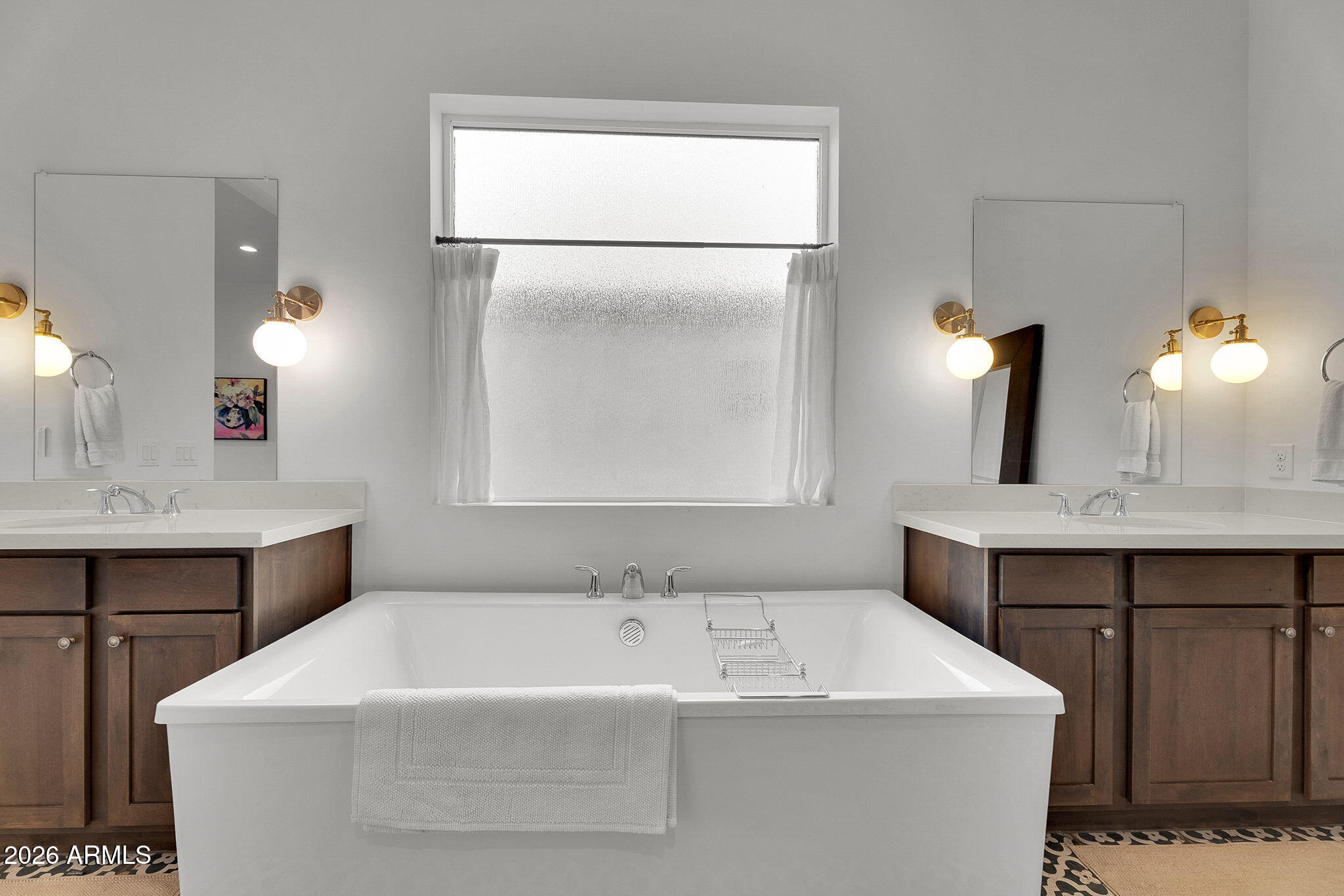 21961 E VIA DE ARBOLES Street