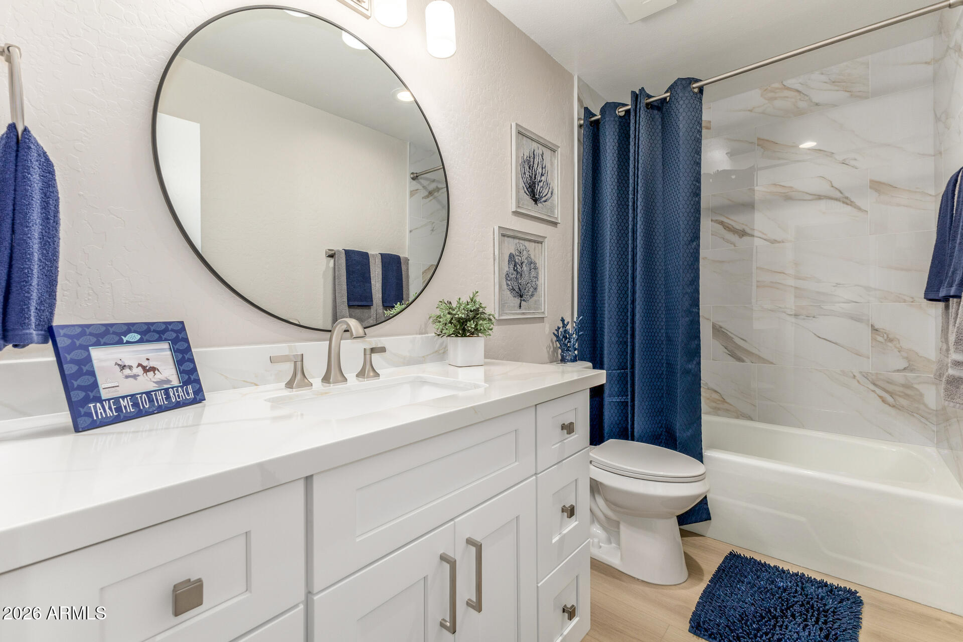 4632 E ESCONDIDO Avenue