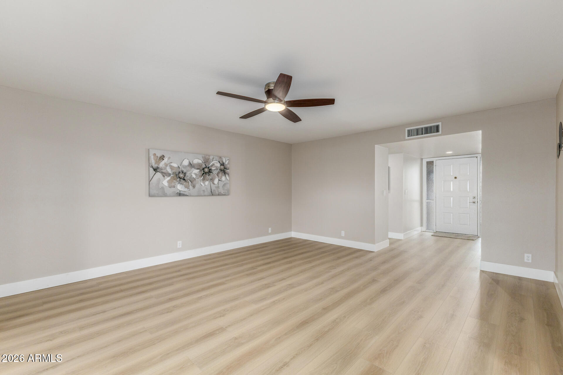 4632 E ESCONDIDO Avenue