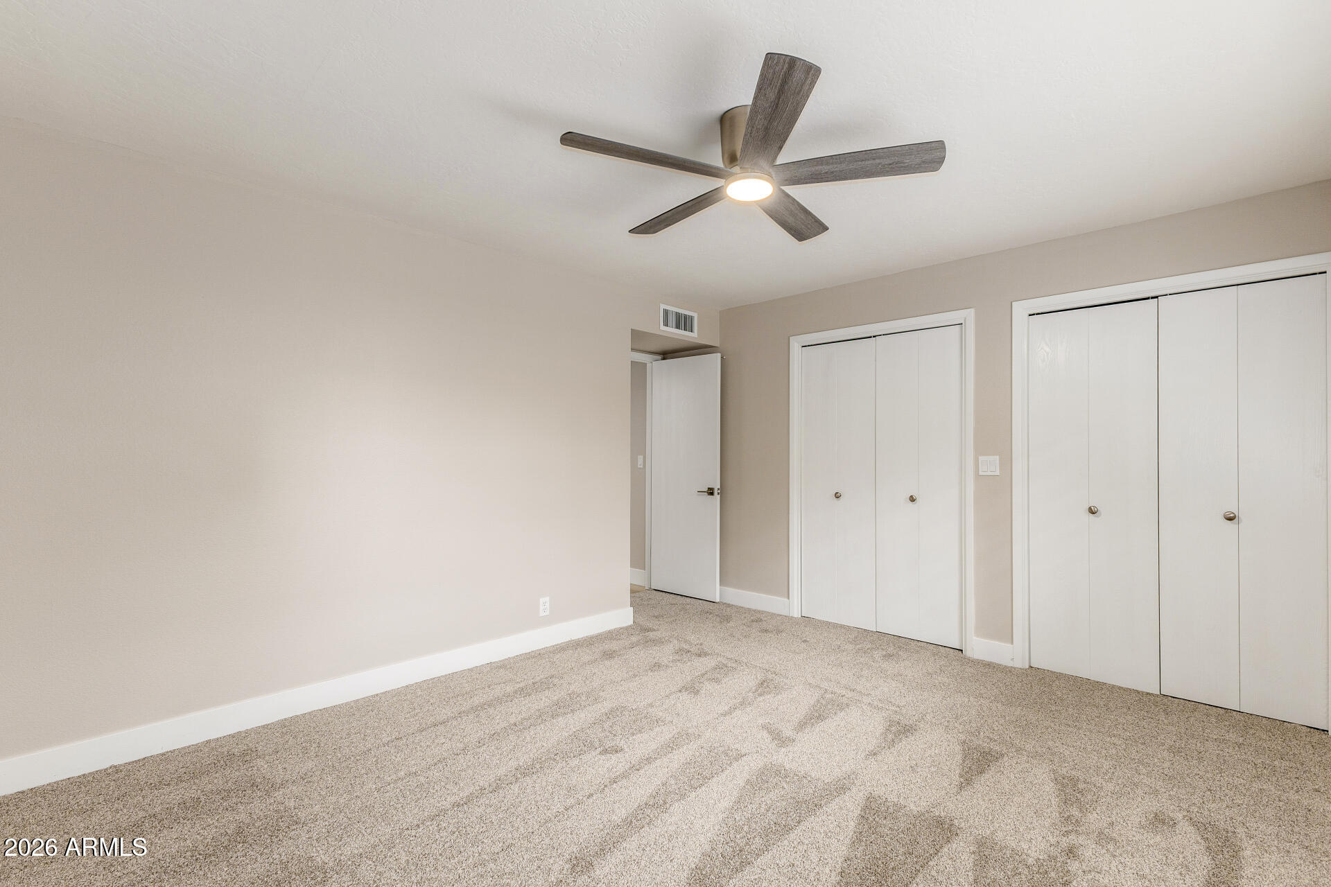 4632 E ESCONDIDO Avenue