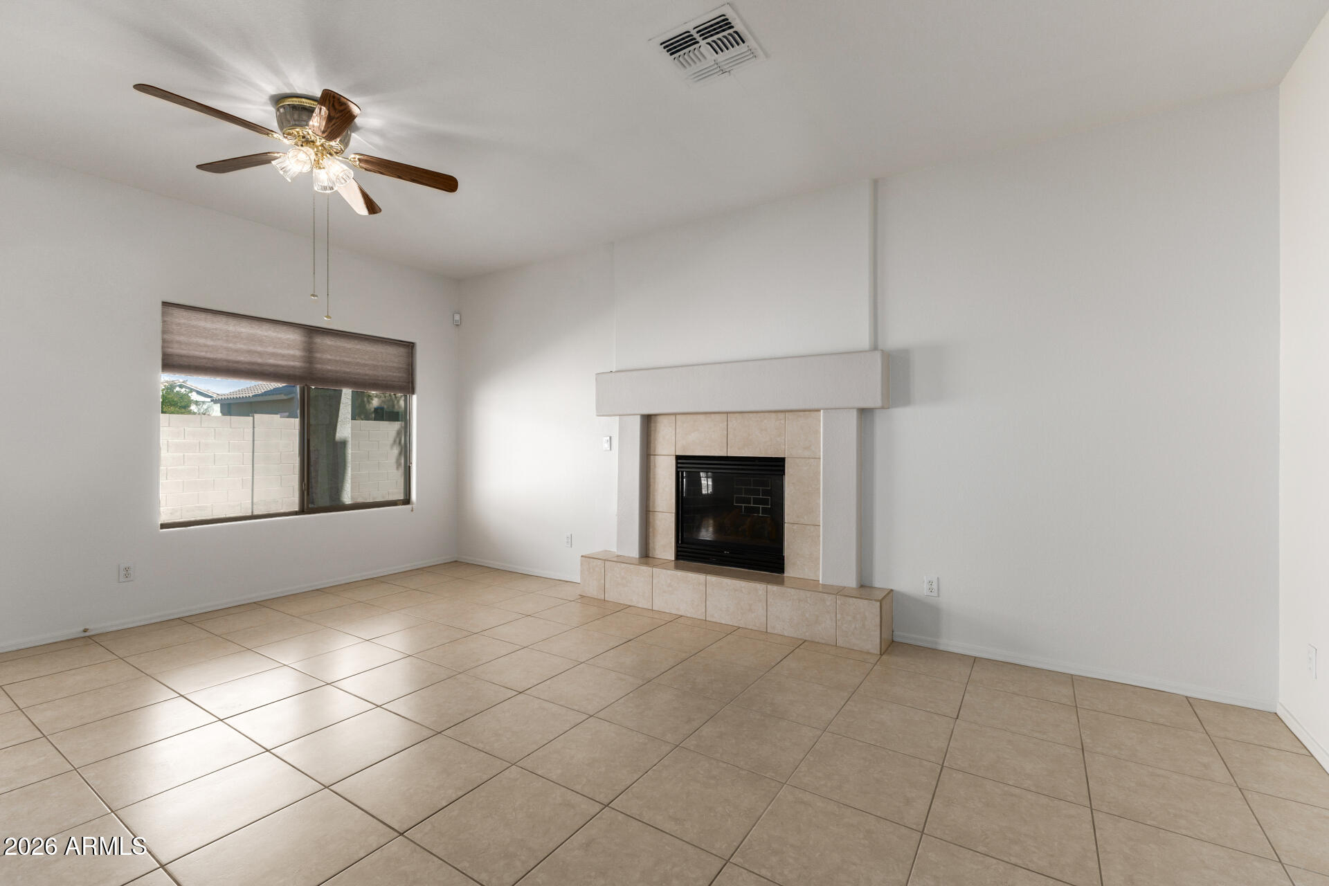 650 E PALO VERDE Street