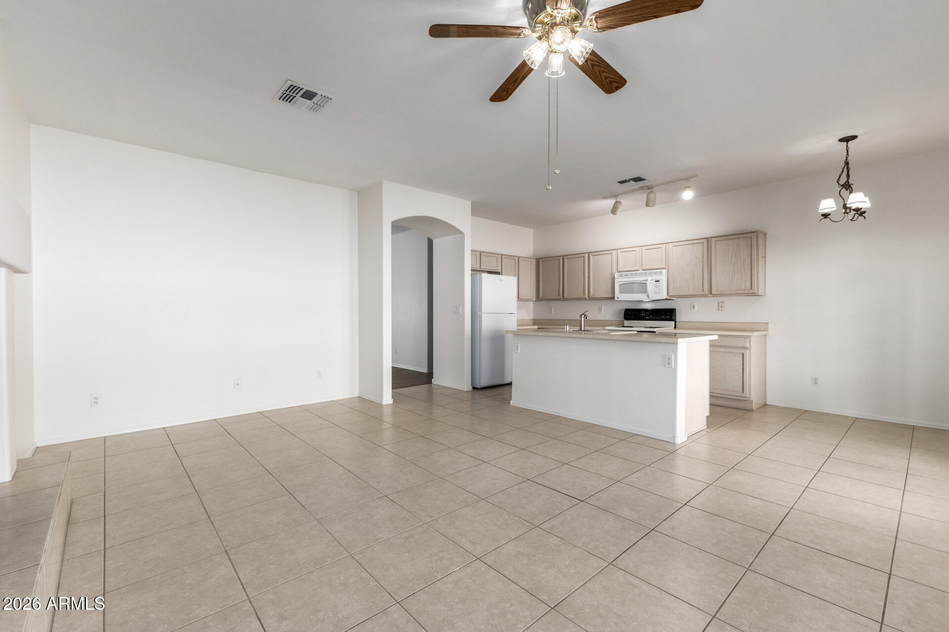 650 E PALO VERDE Street