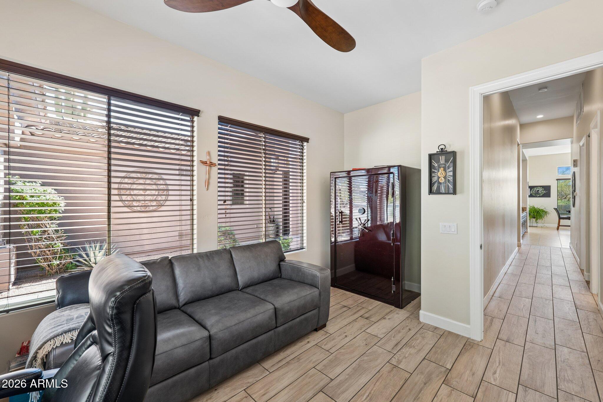 2649 N LAYTON Circle