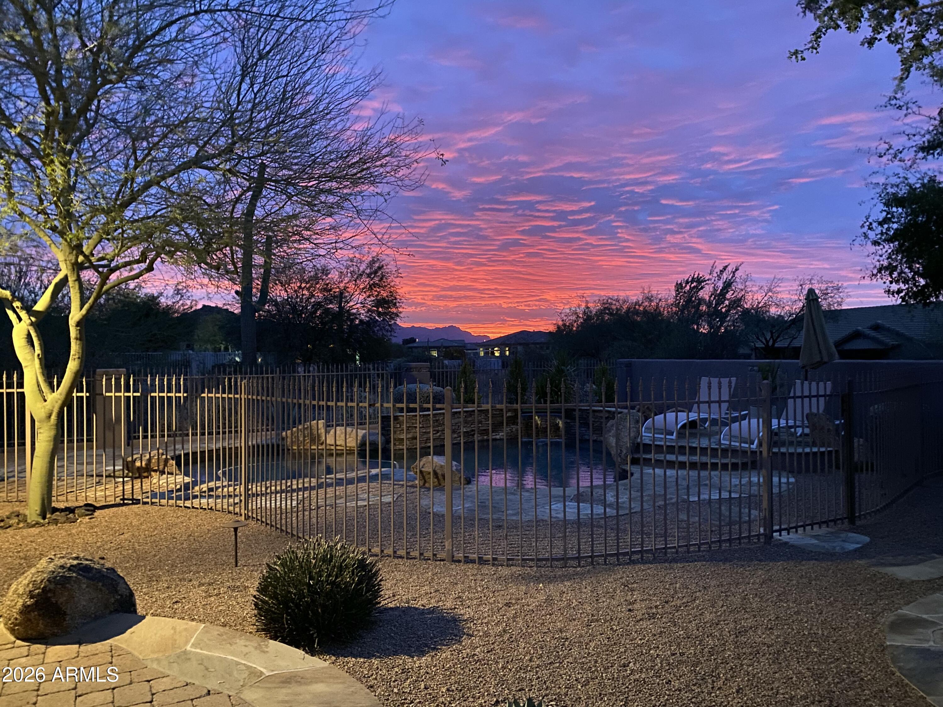 2649 N LAYTON Circle