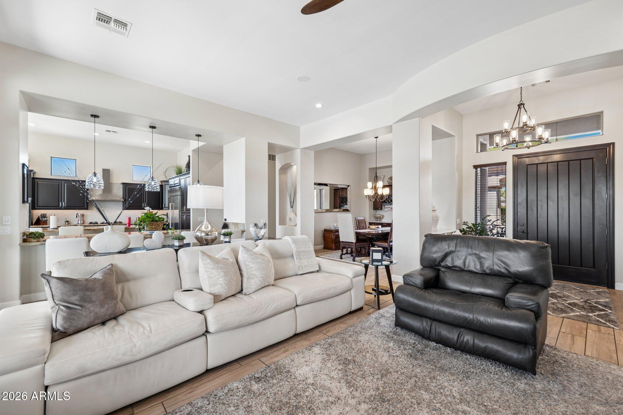 2649 N LAYTON Circle