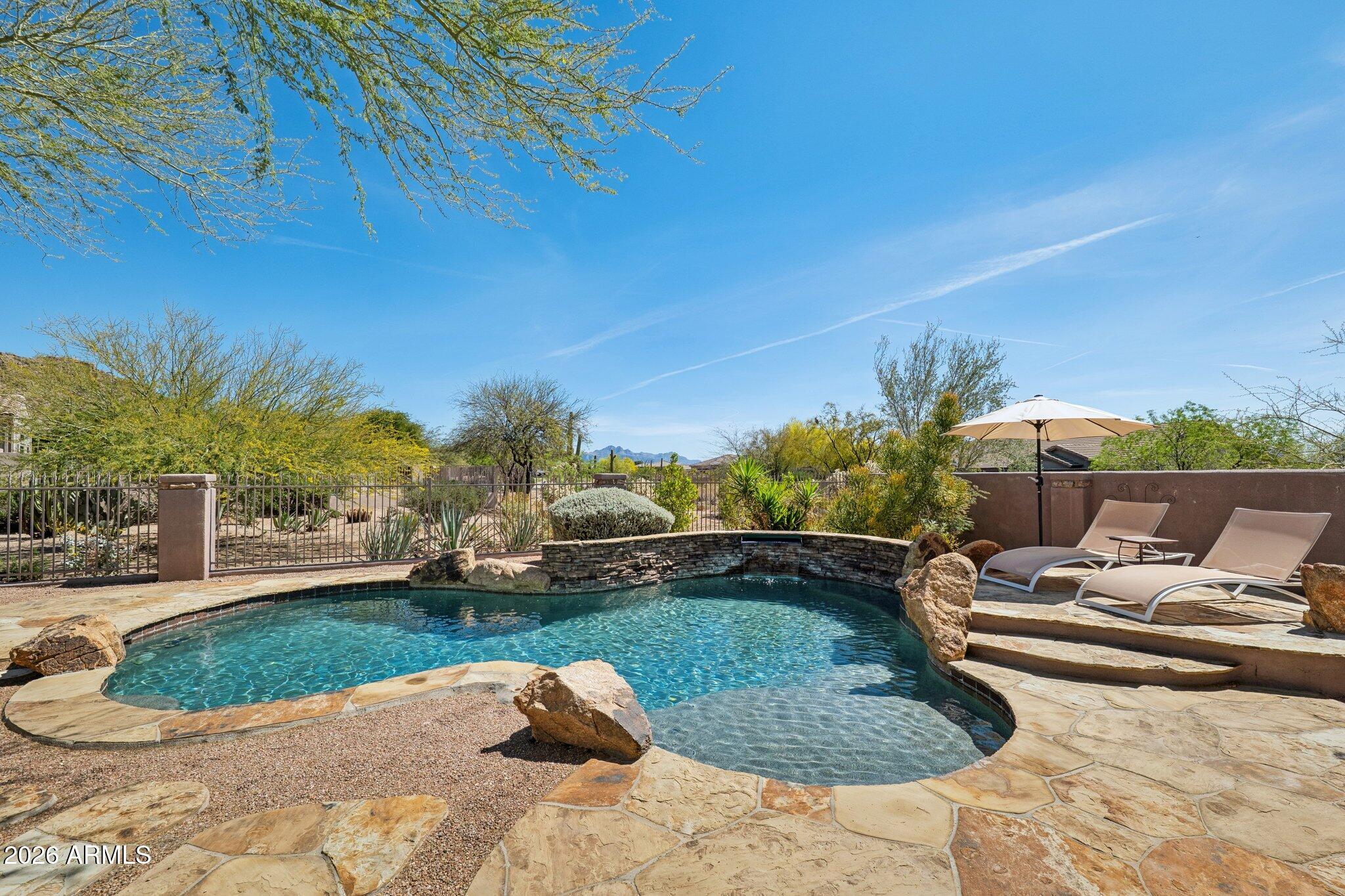 2649 N LAYTON Circle