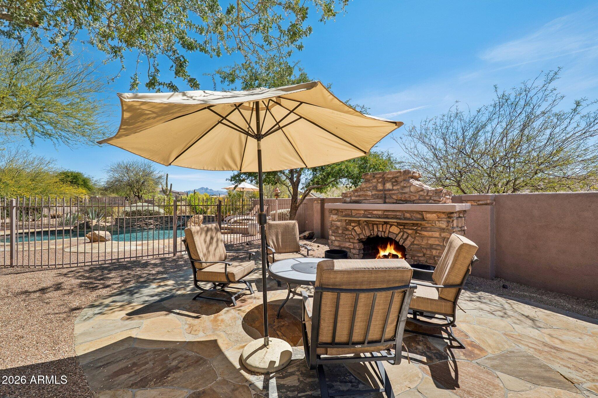 2649 N LAYTON Circle