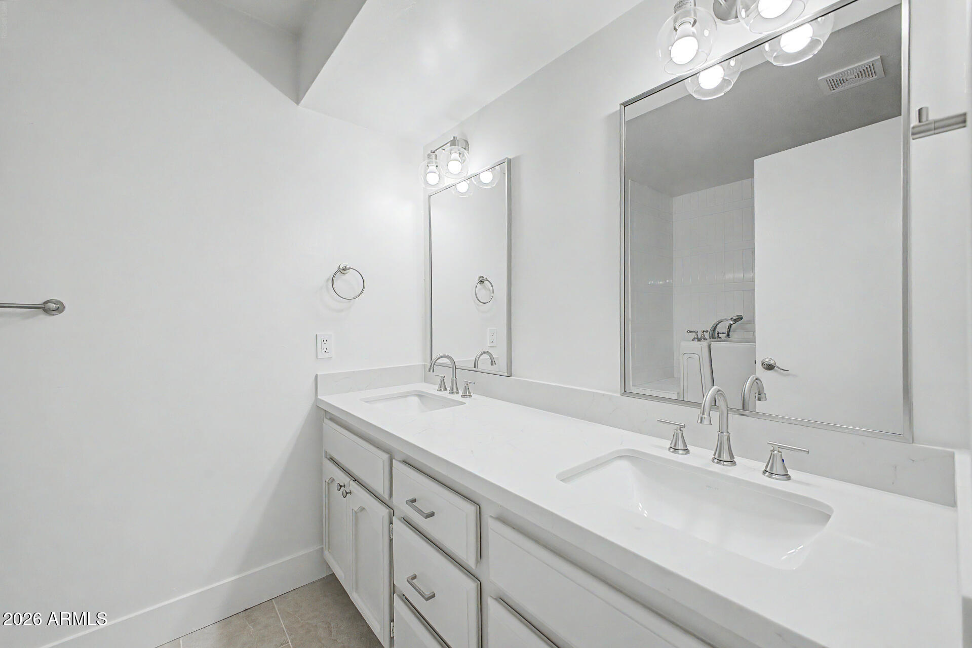 10126 E MICHIGAN Avenue