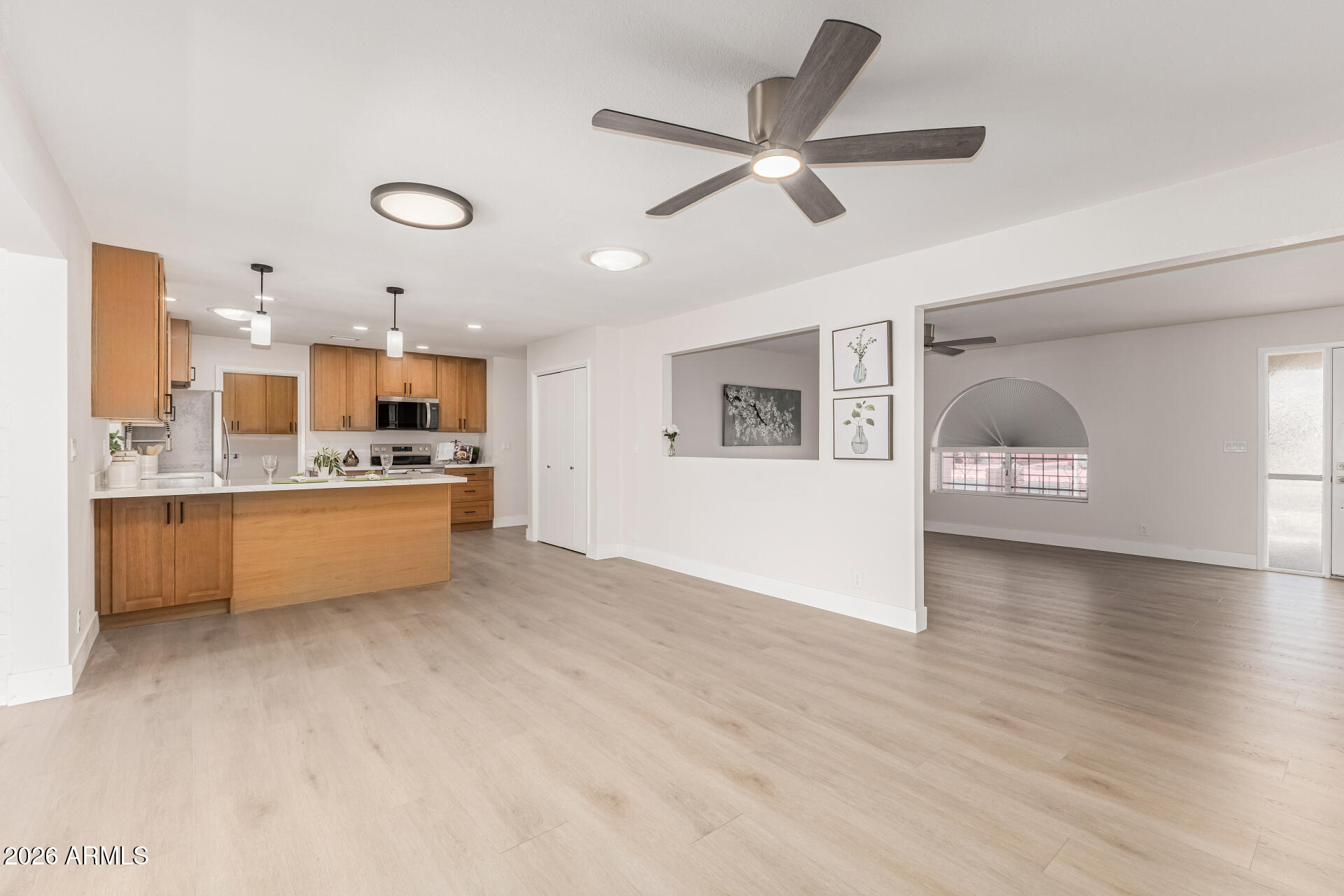 4327 E CATALINA Circle