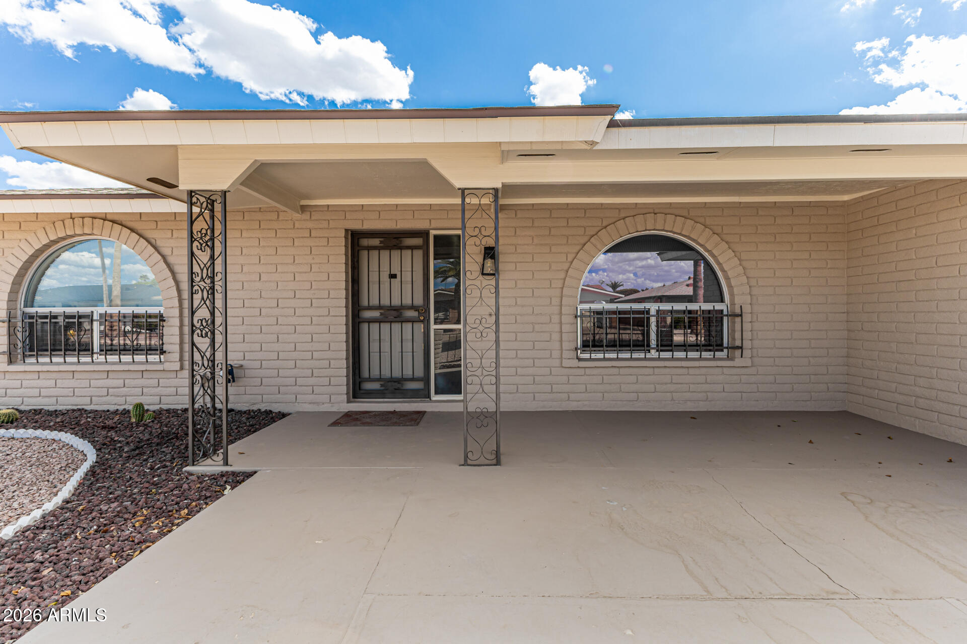 4327 E CATALINA Circle