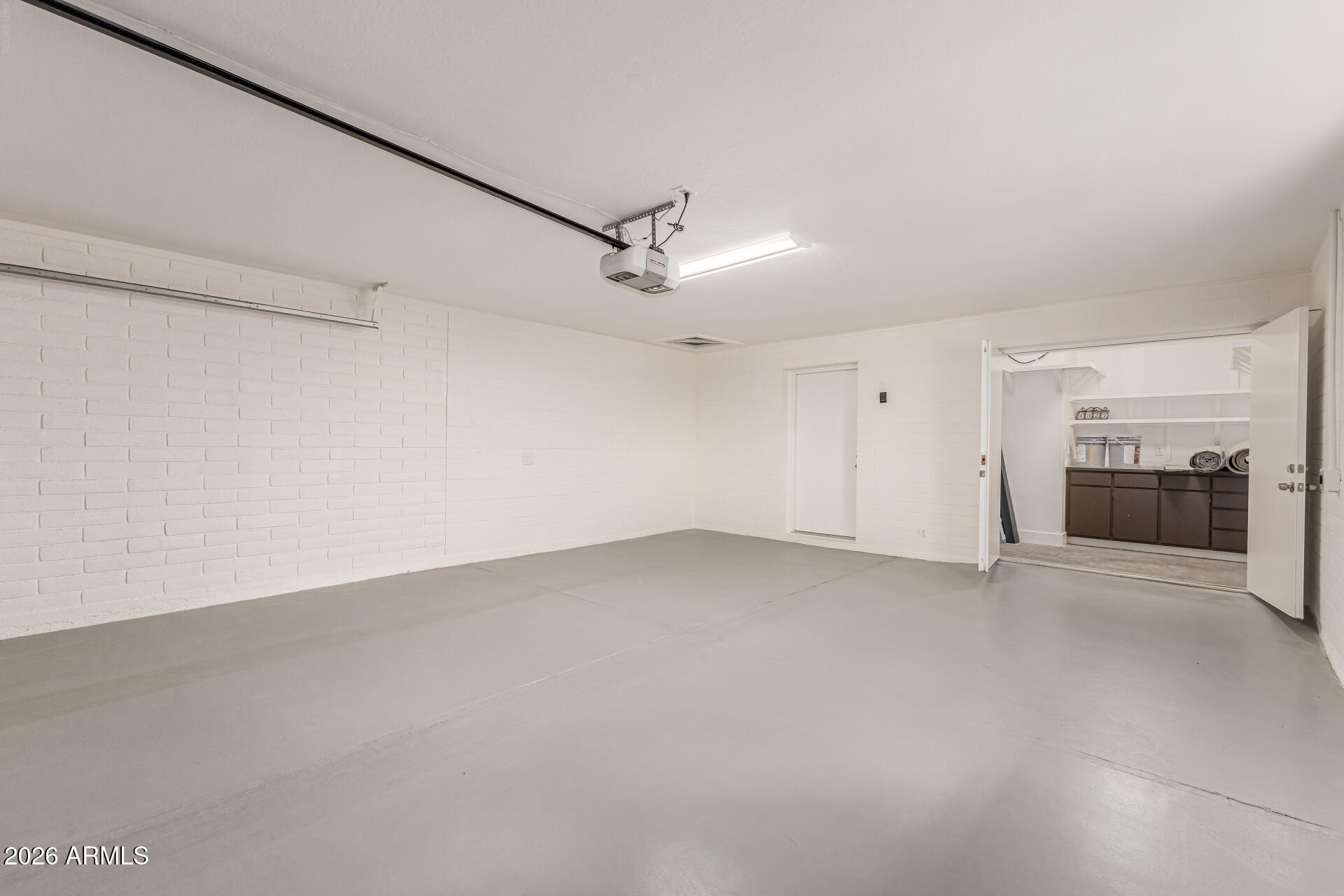 4327 E CATALINA Circle