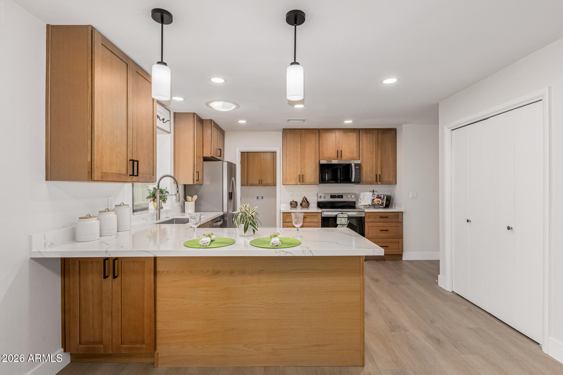 4327 E CATALINA Circle