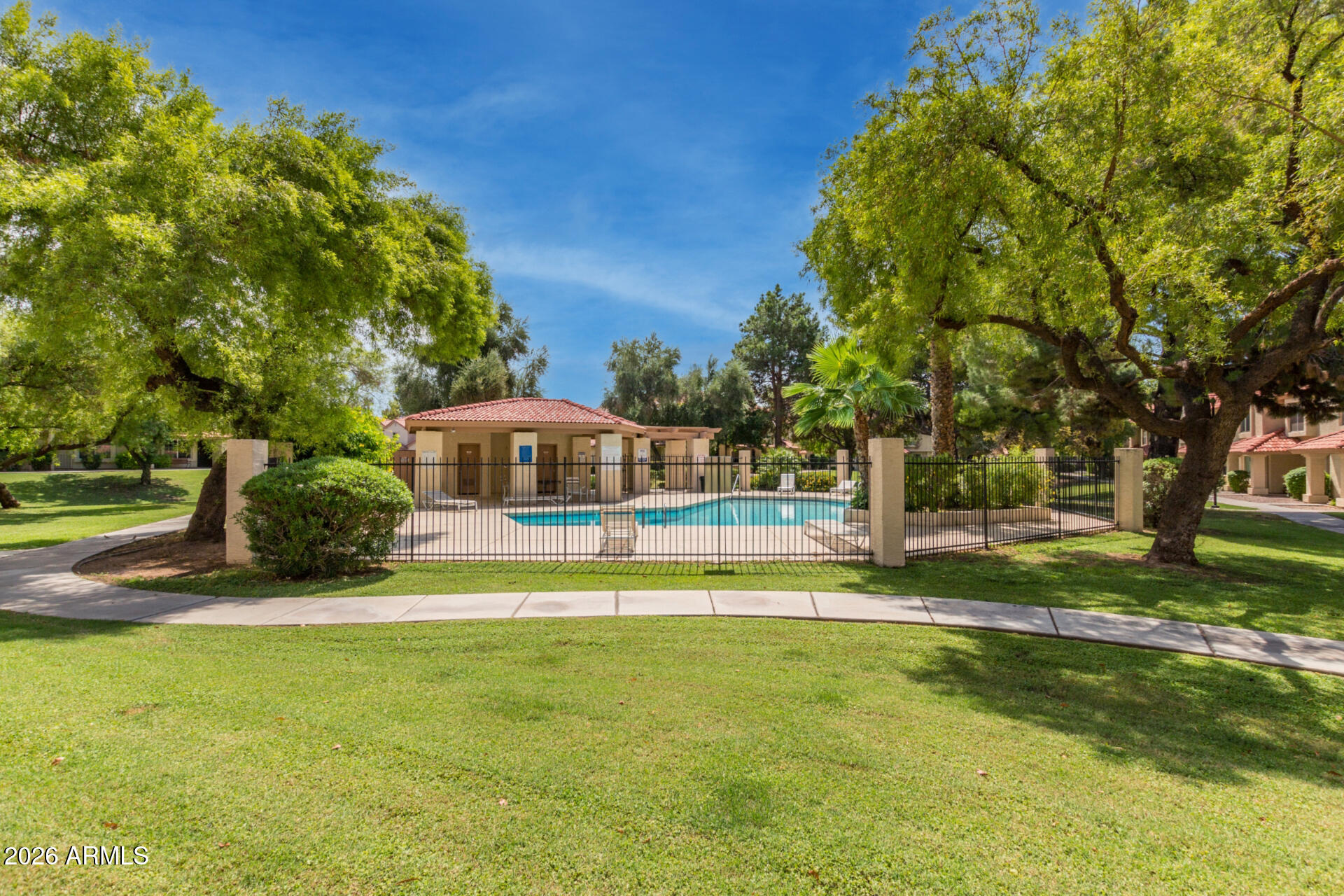 5808 E BROWN Road 90