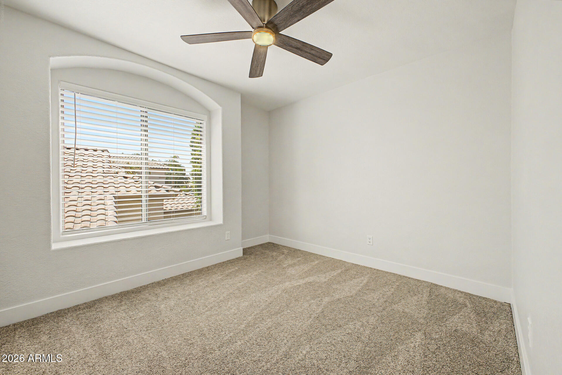 1743 E REDFIELD Road