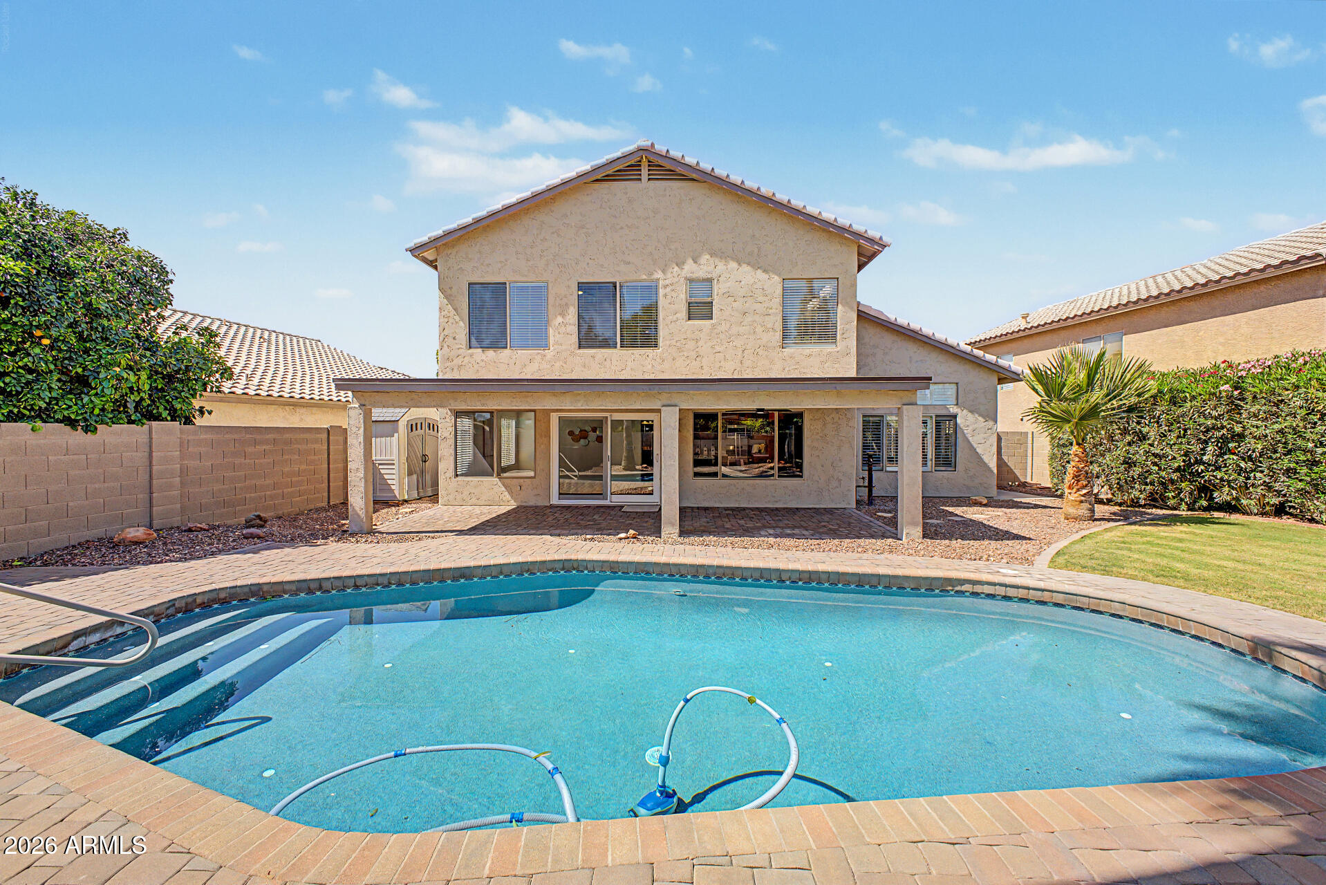 1743 E REDFIELD Road