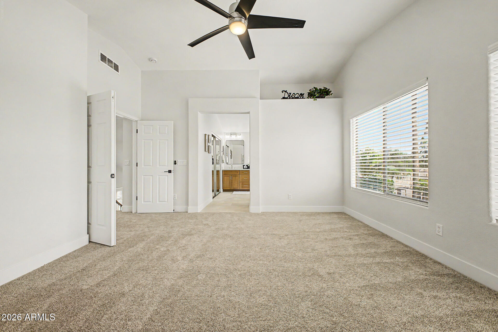 1743 E REDFIELD Road