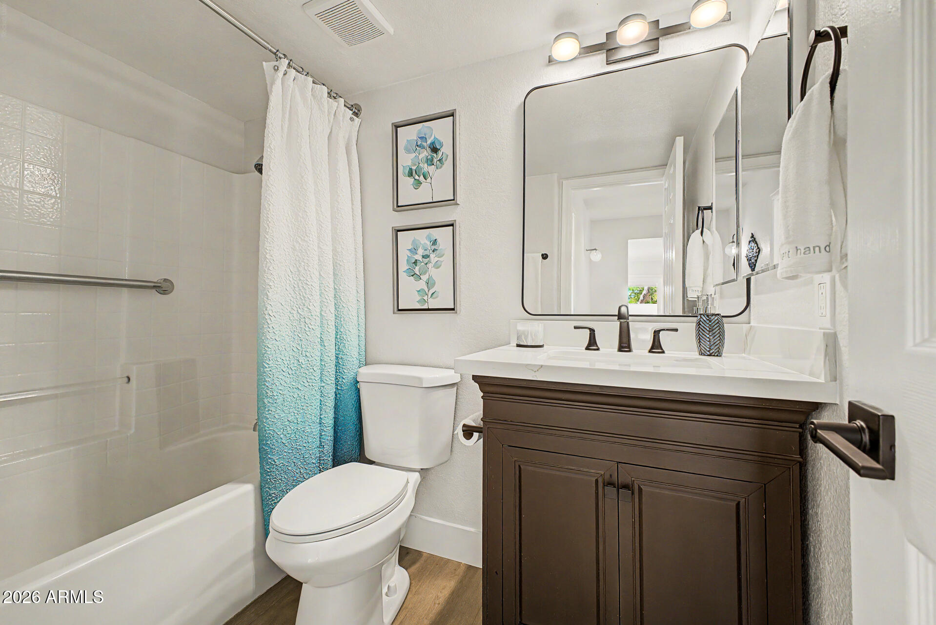 1743 E REDFIELD Road