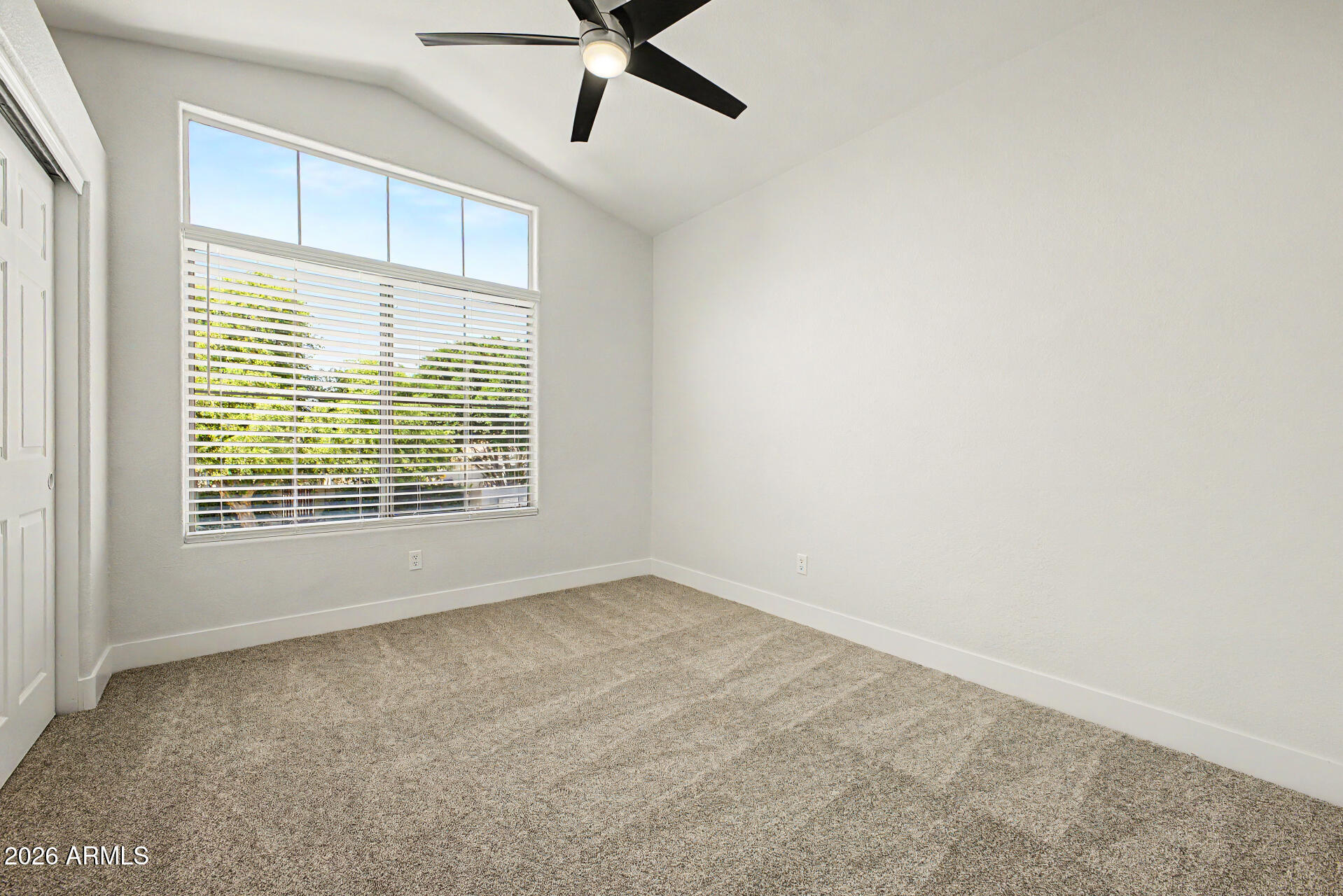 1743 E REDFIELD Road