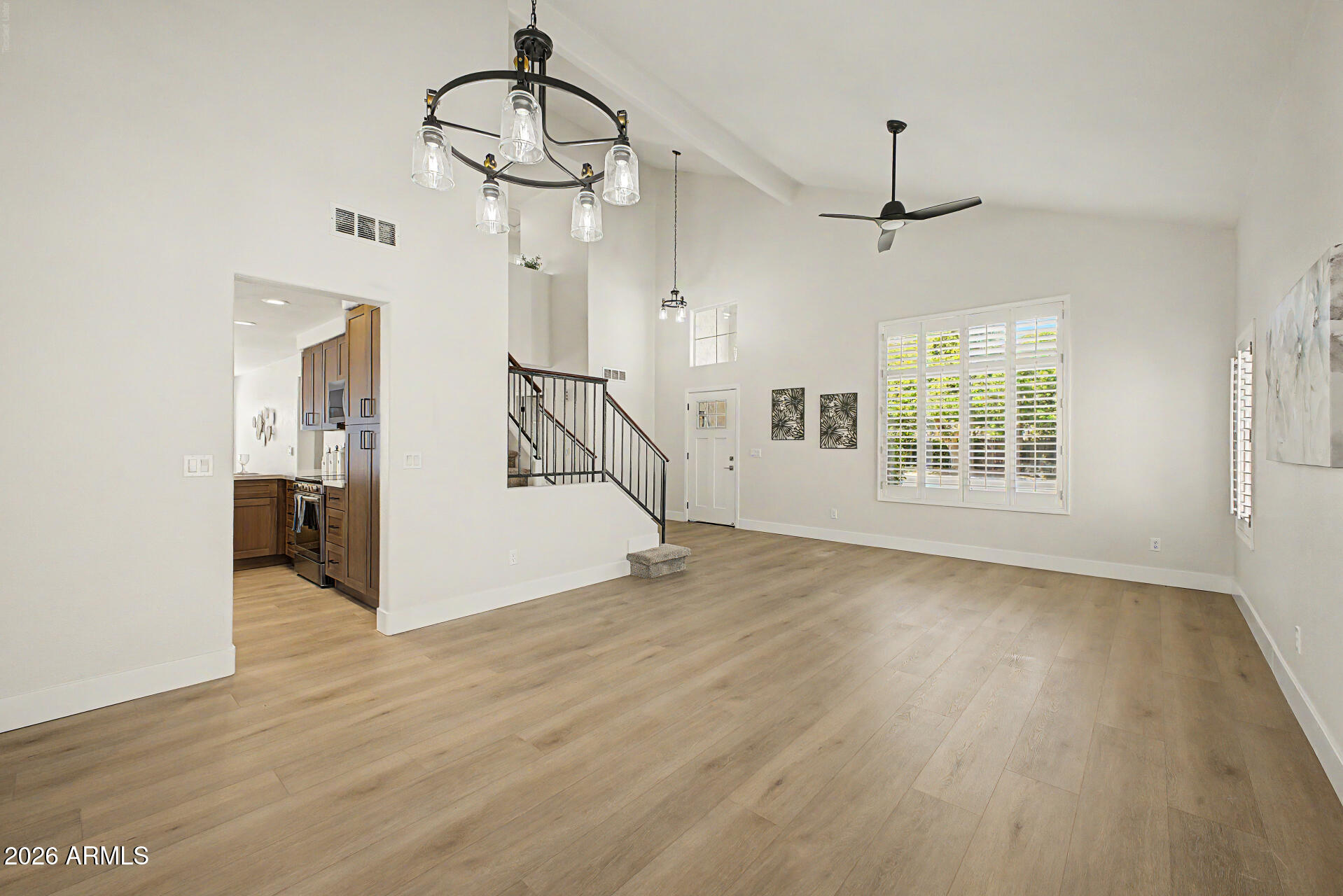 1743 E REDFIELD Road