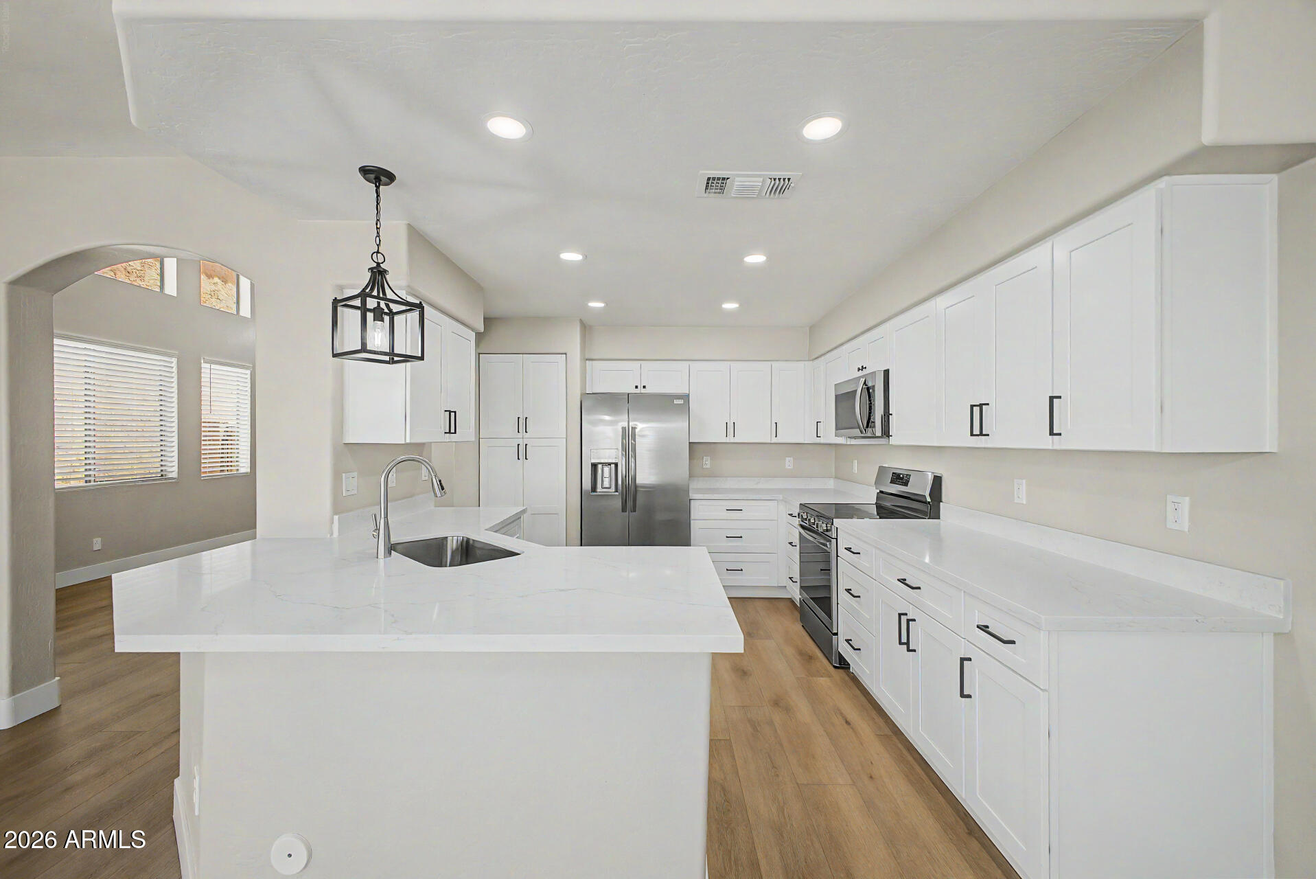 10106 E CARMEL Avenue