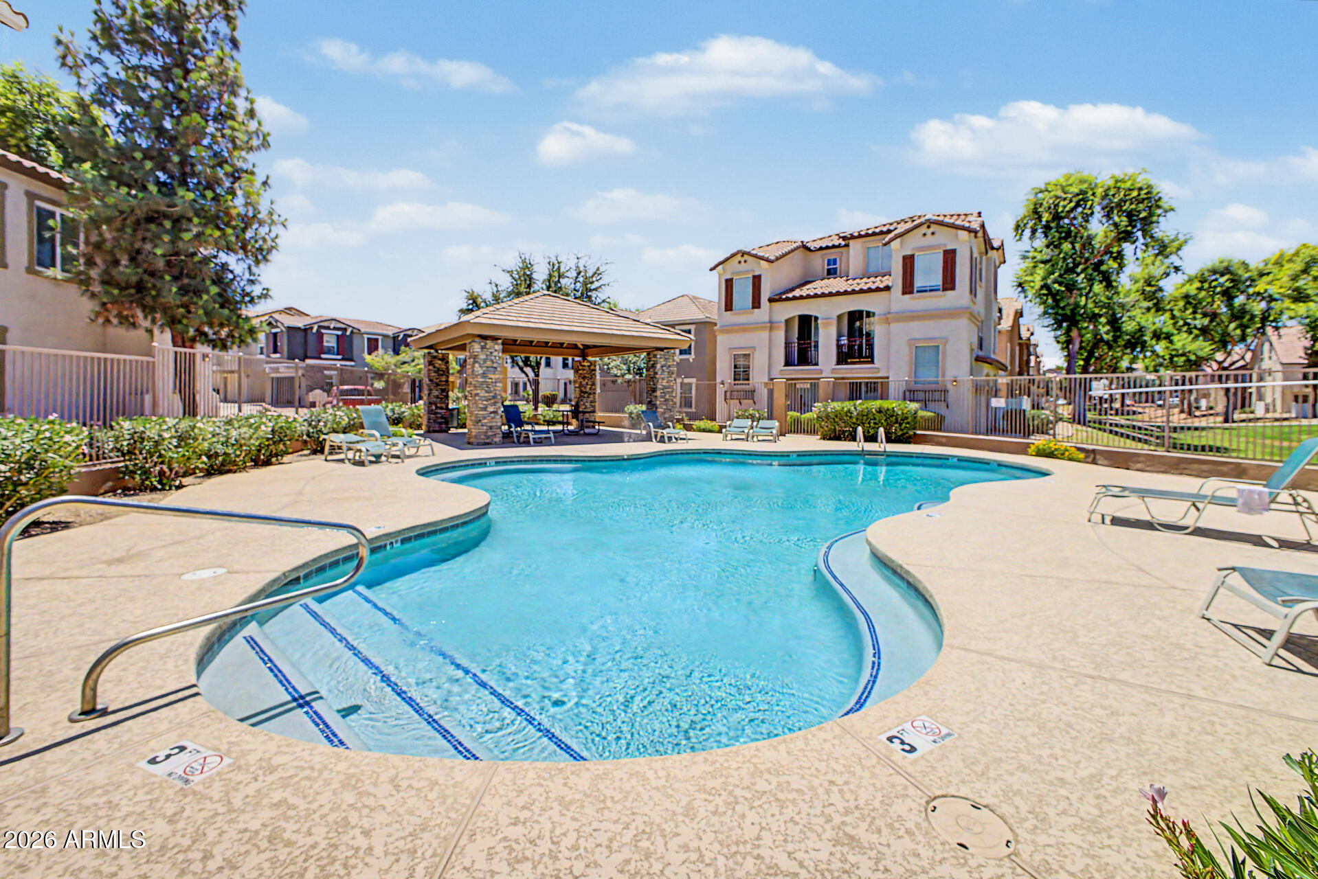 9233 E NEVILLE Avenue 1022