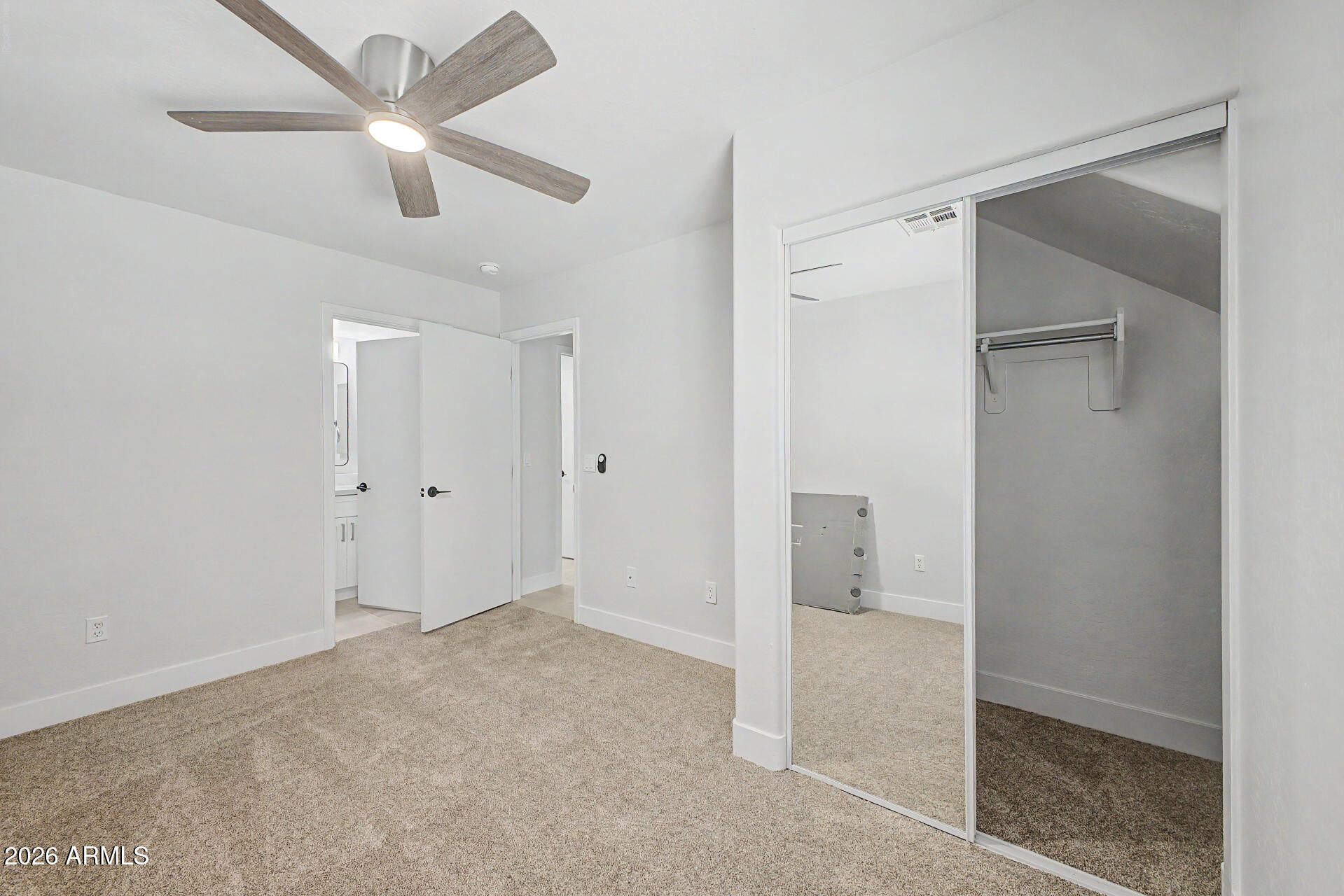 9233 E NEVILLE Avenue 1022