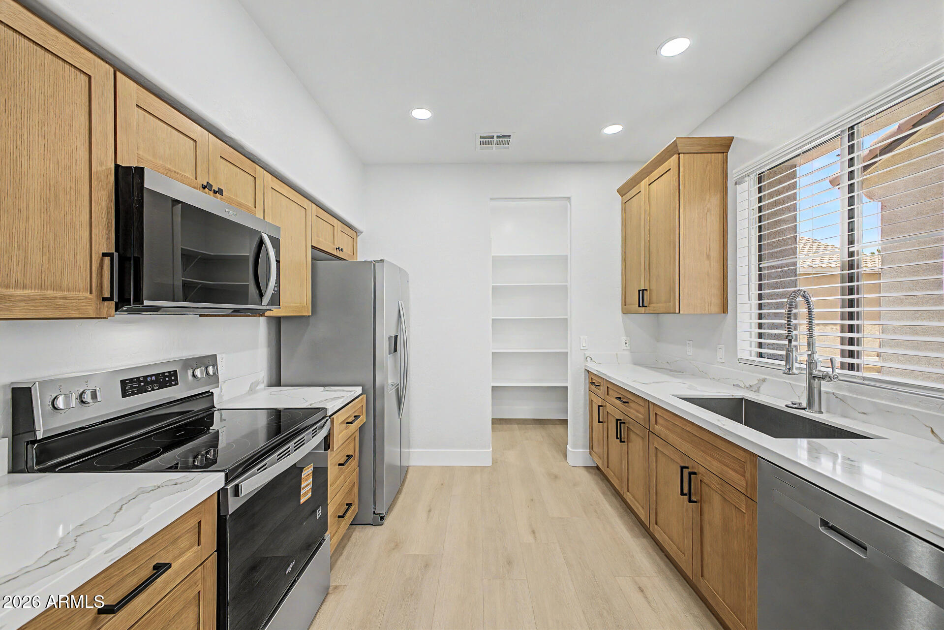 9233 E NEVILLE Avenue 1022