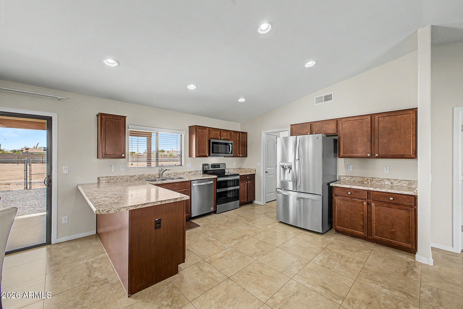 5959 E RED BIRD Lane