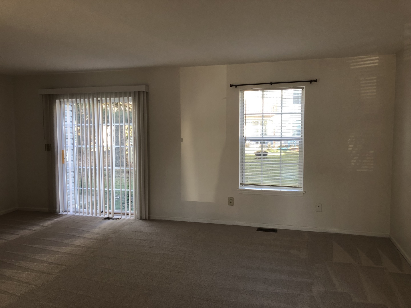 1386 Arlington Court Unit: 1368