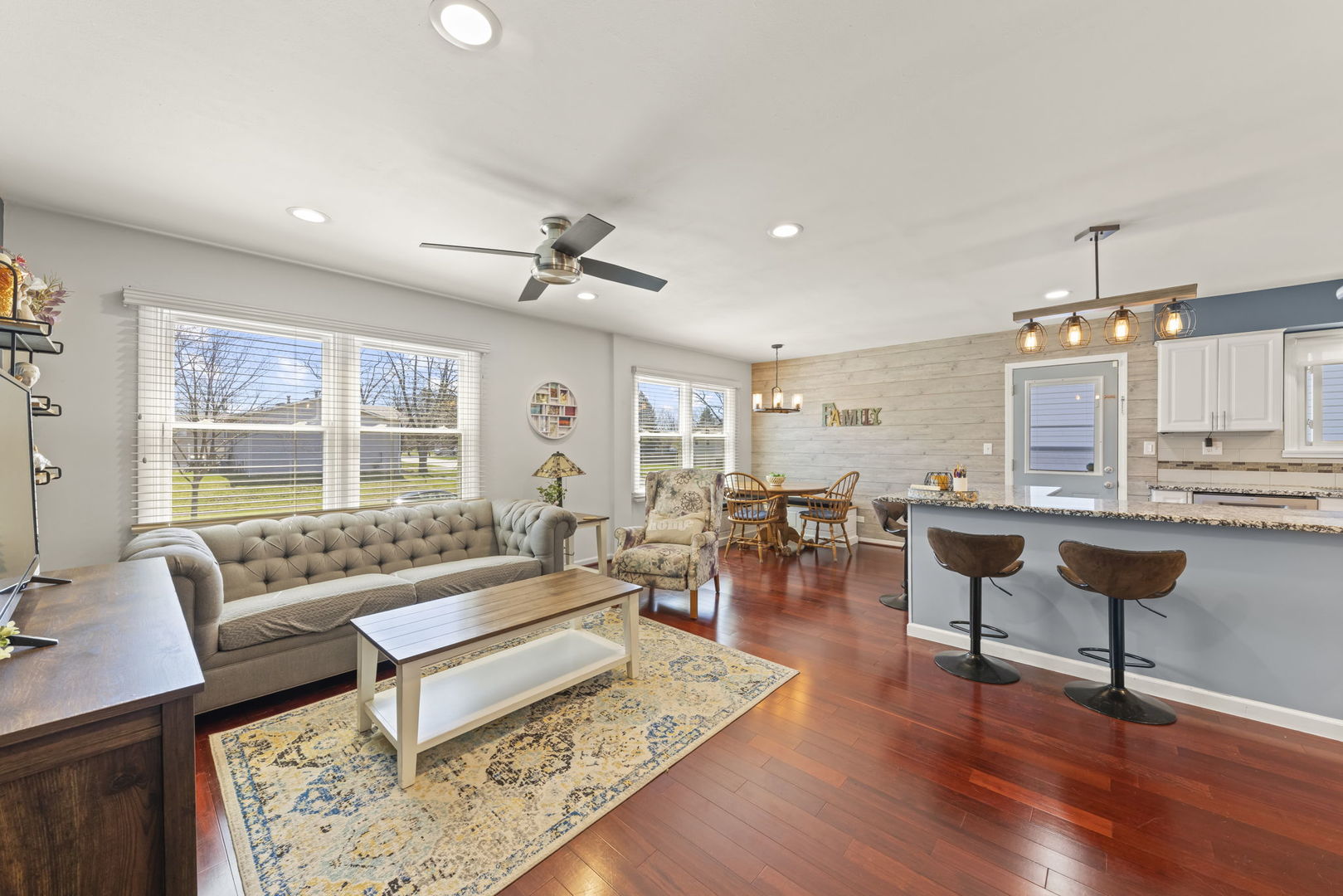 2804 Edgewood Parkway