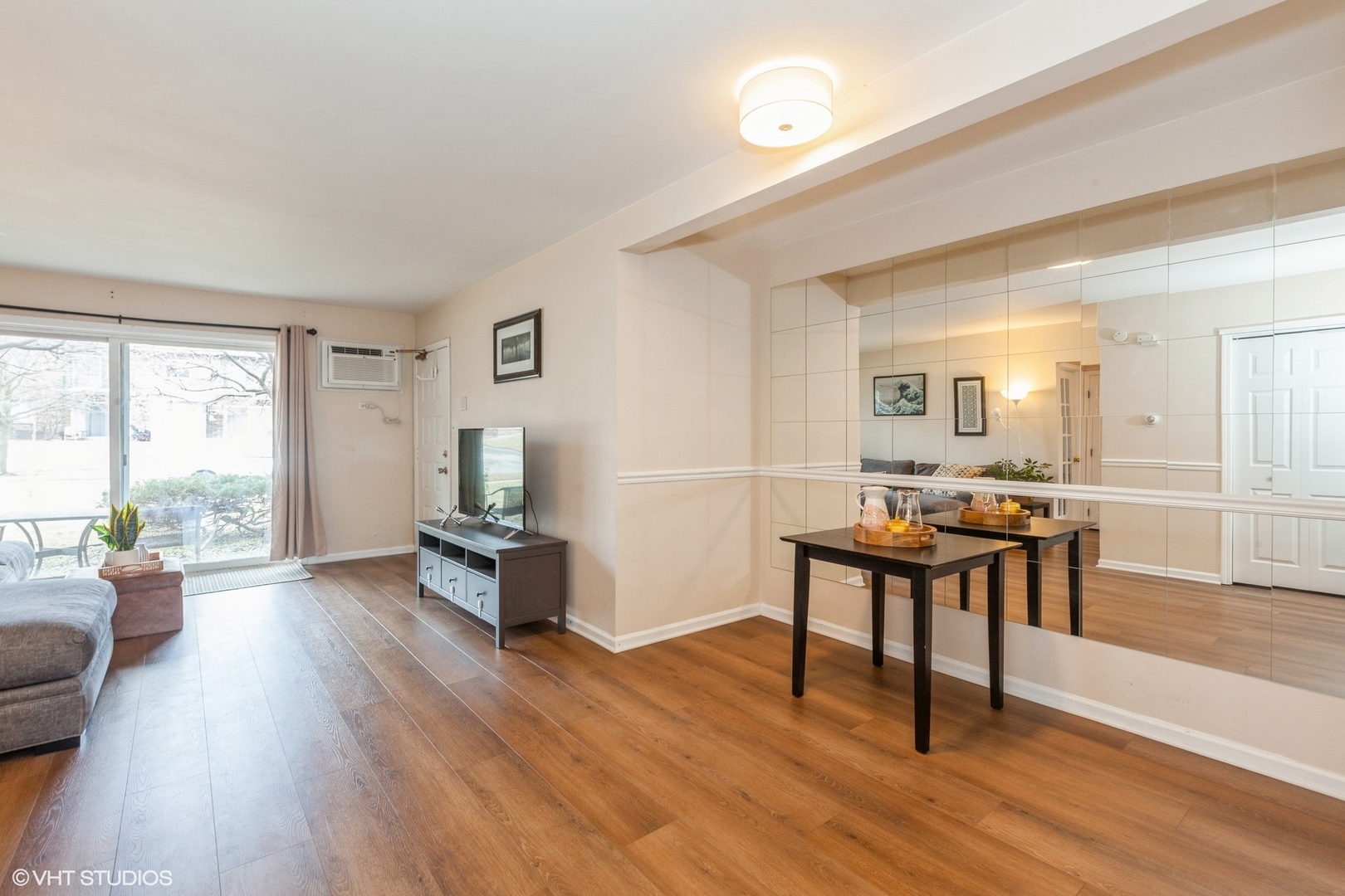 1212 Whispering hills Court Unit: 1A