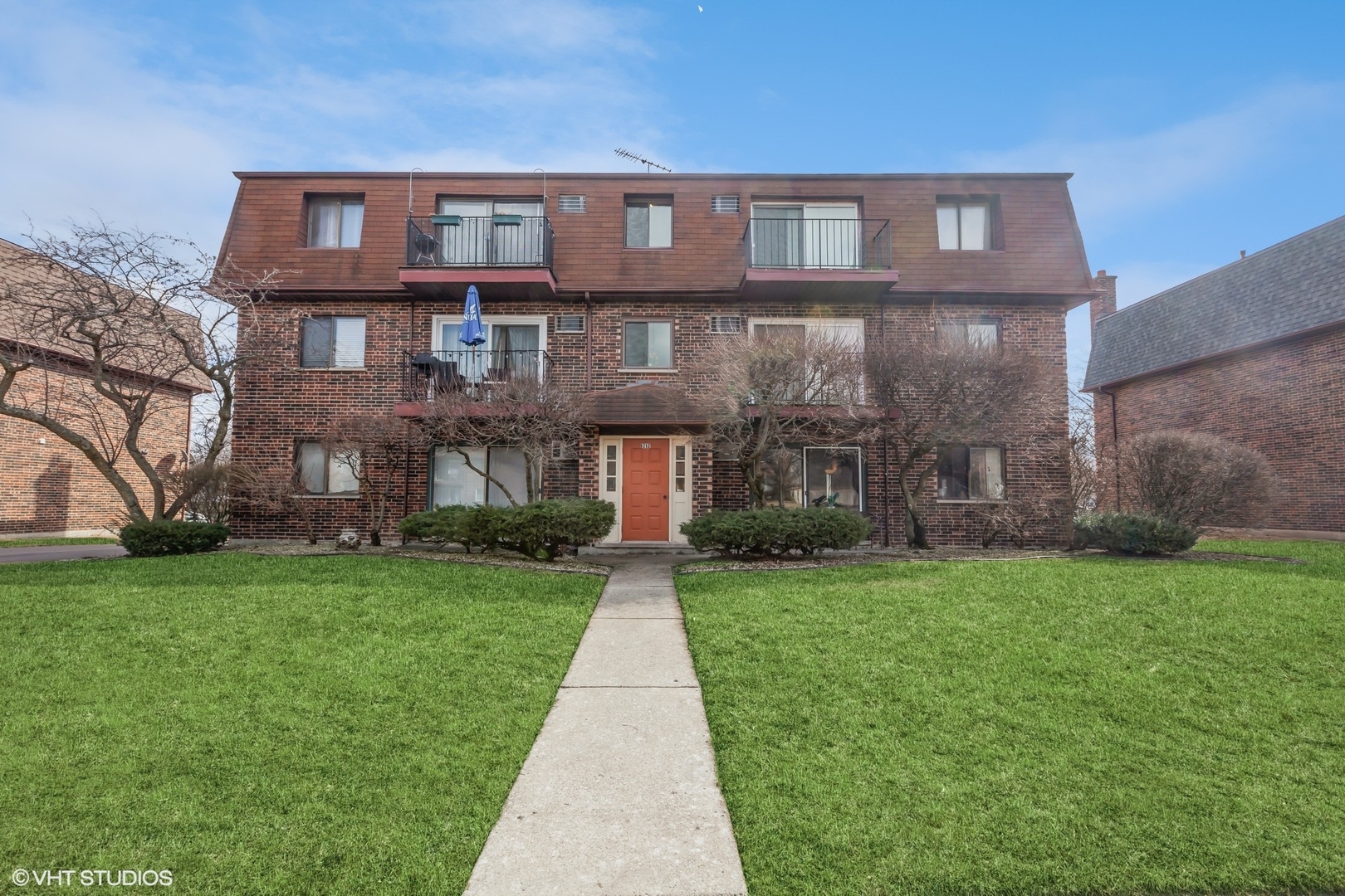 1212 Whispering hills Court Unit: 1A
